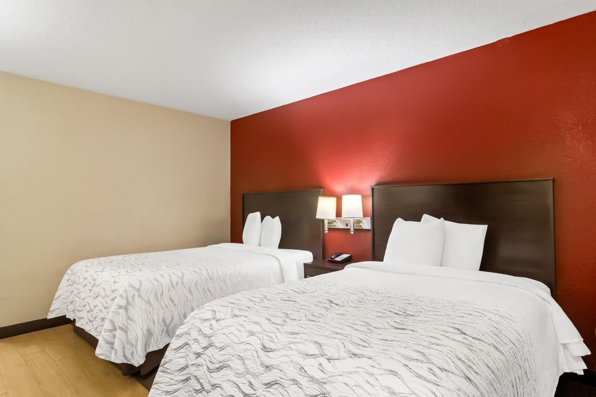 Red Roof Inn PLUS+ Jacksonville – Southpoint photo 27