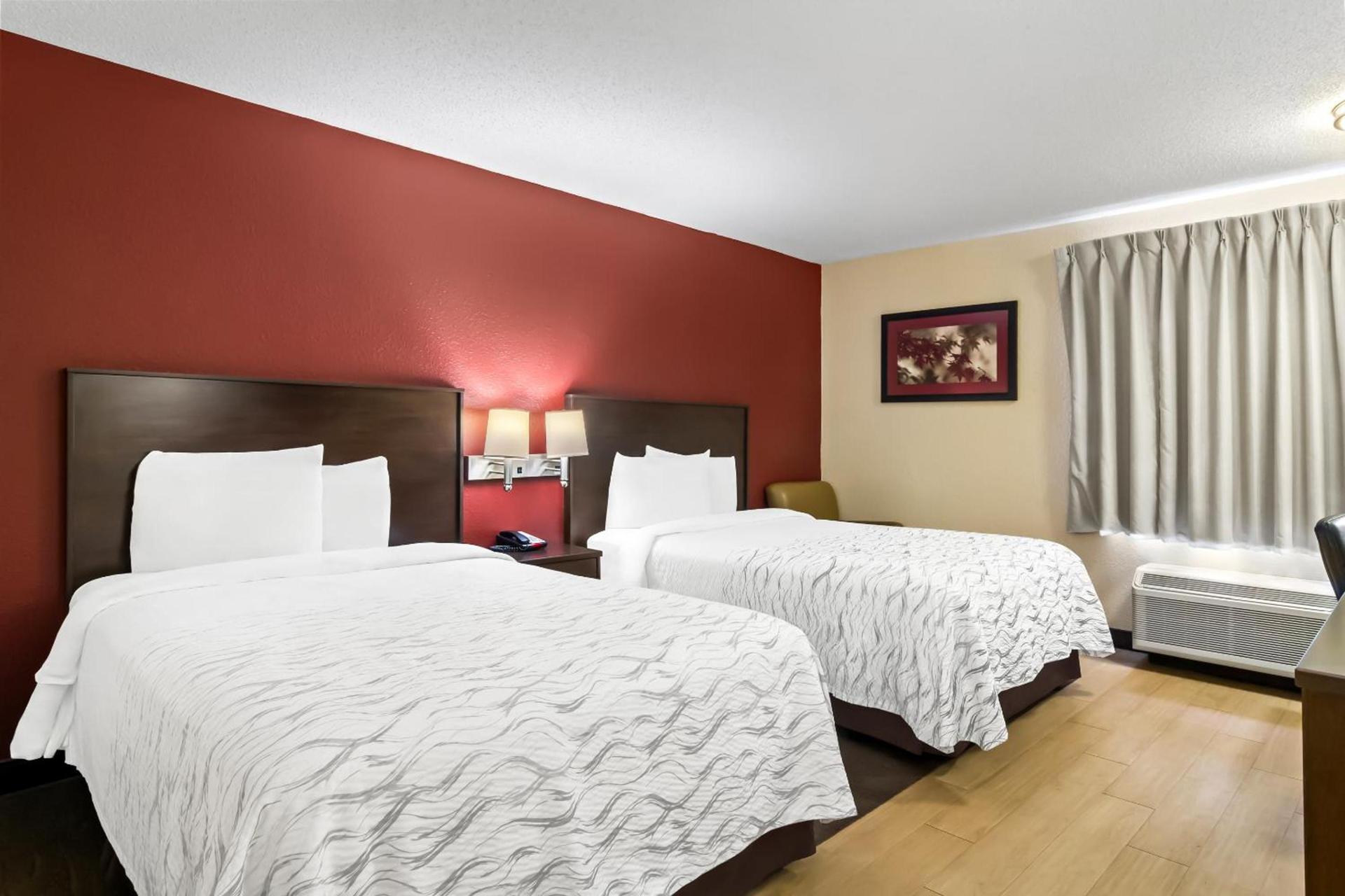 Red Roof Inn PLUS+ Jacksonville – Southpoint photo 29