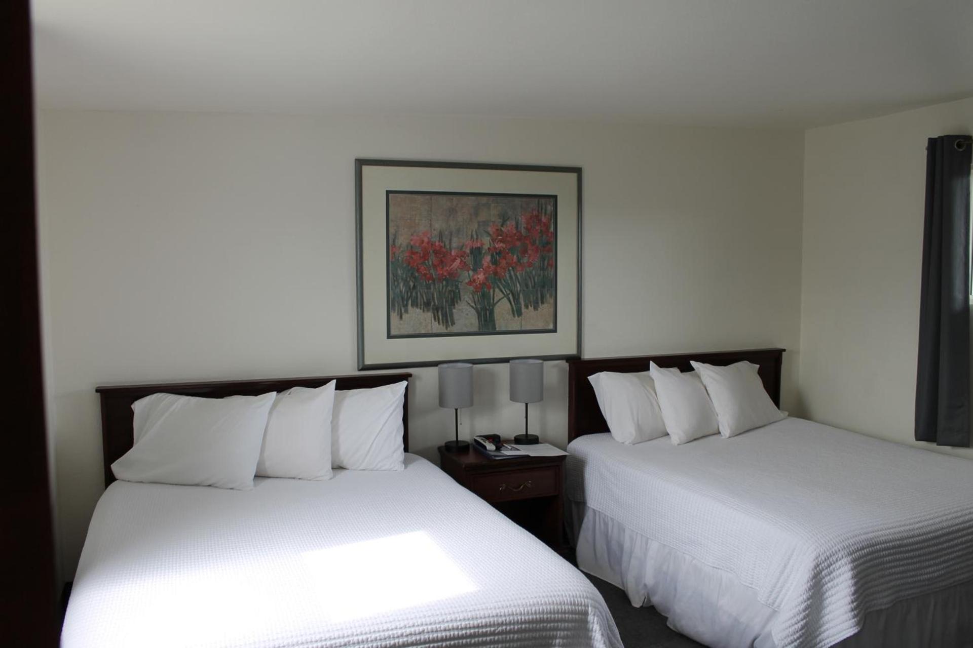Sprague Motel photo 28