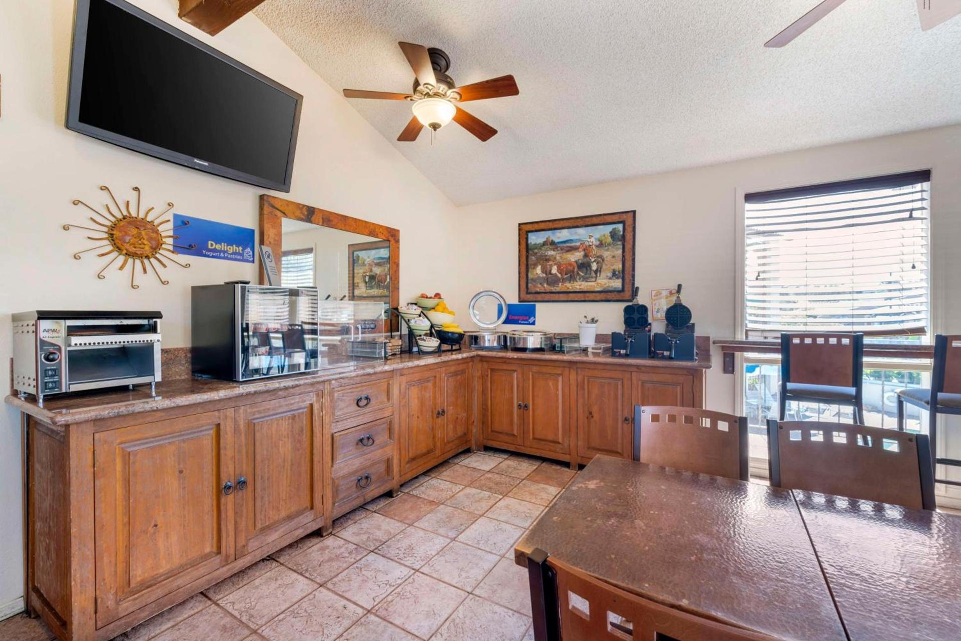 Best Western Casa Grande Inn photo 13