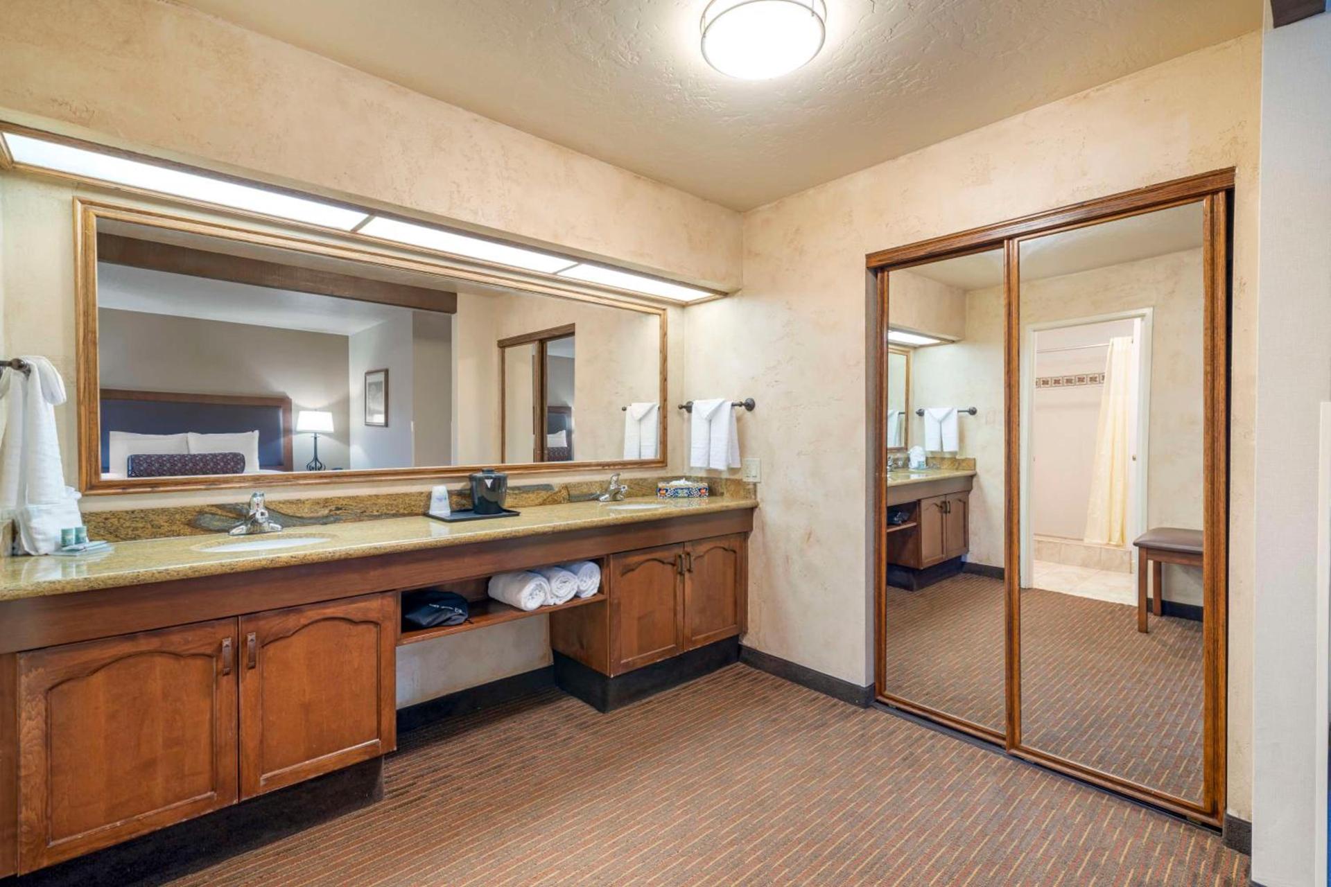 Best Western Casa Grande Inn photo 59