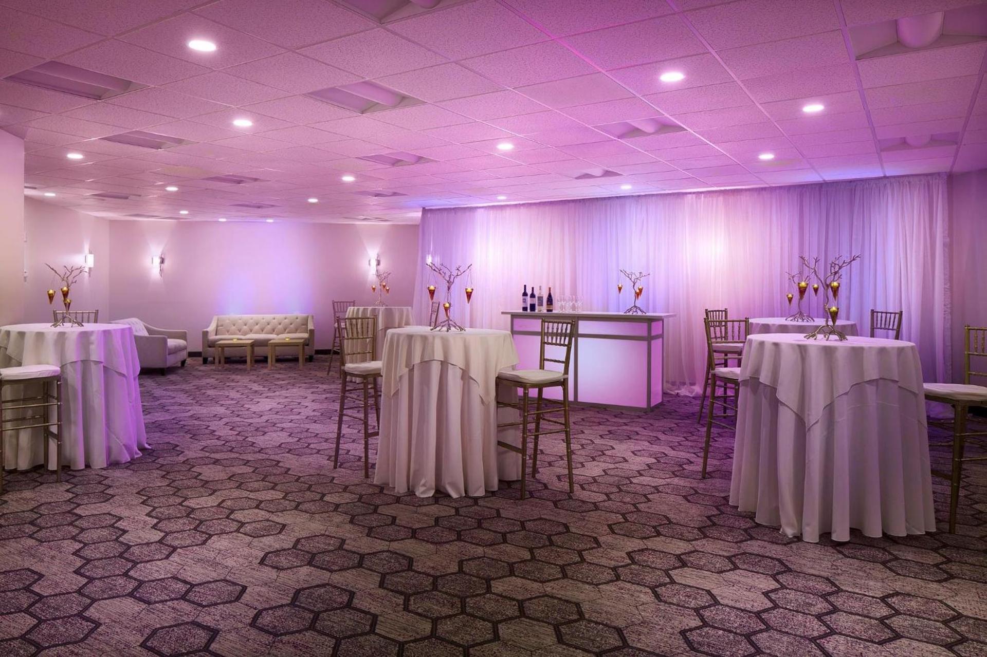 AC Hotel by Marriott Portland Lake Oswego photo 16