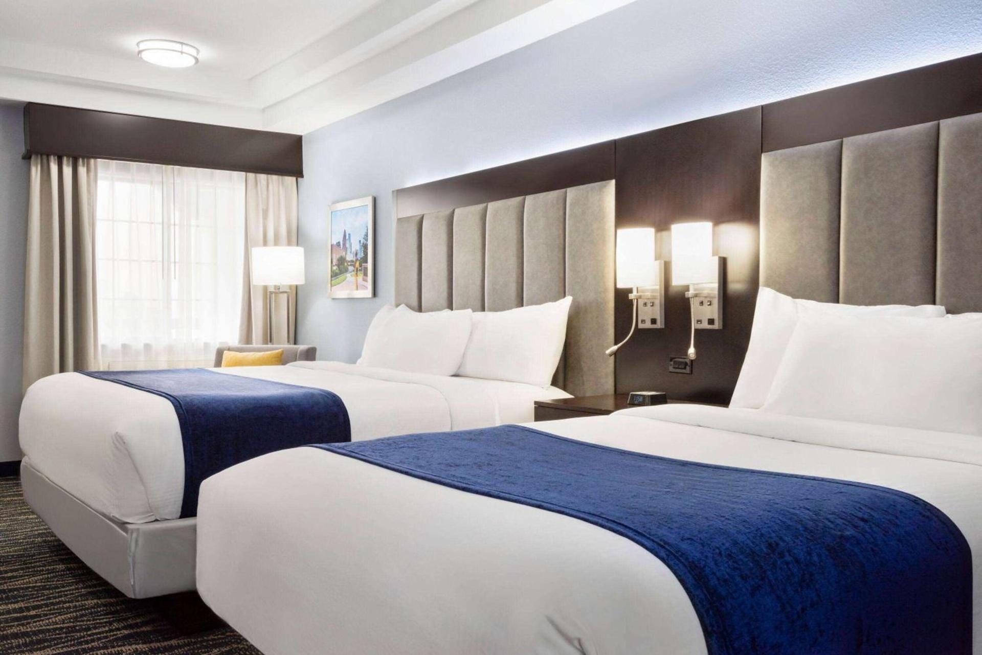 Days Inn & Suites by Wyndham Houston Hobby Airport photo 16