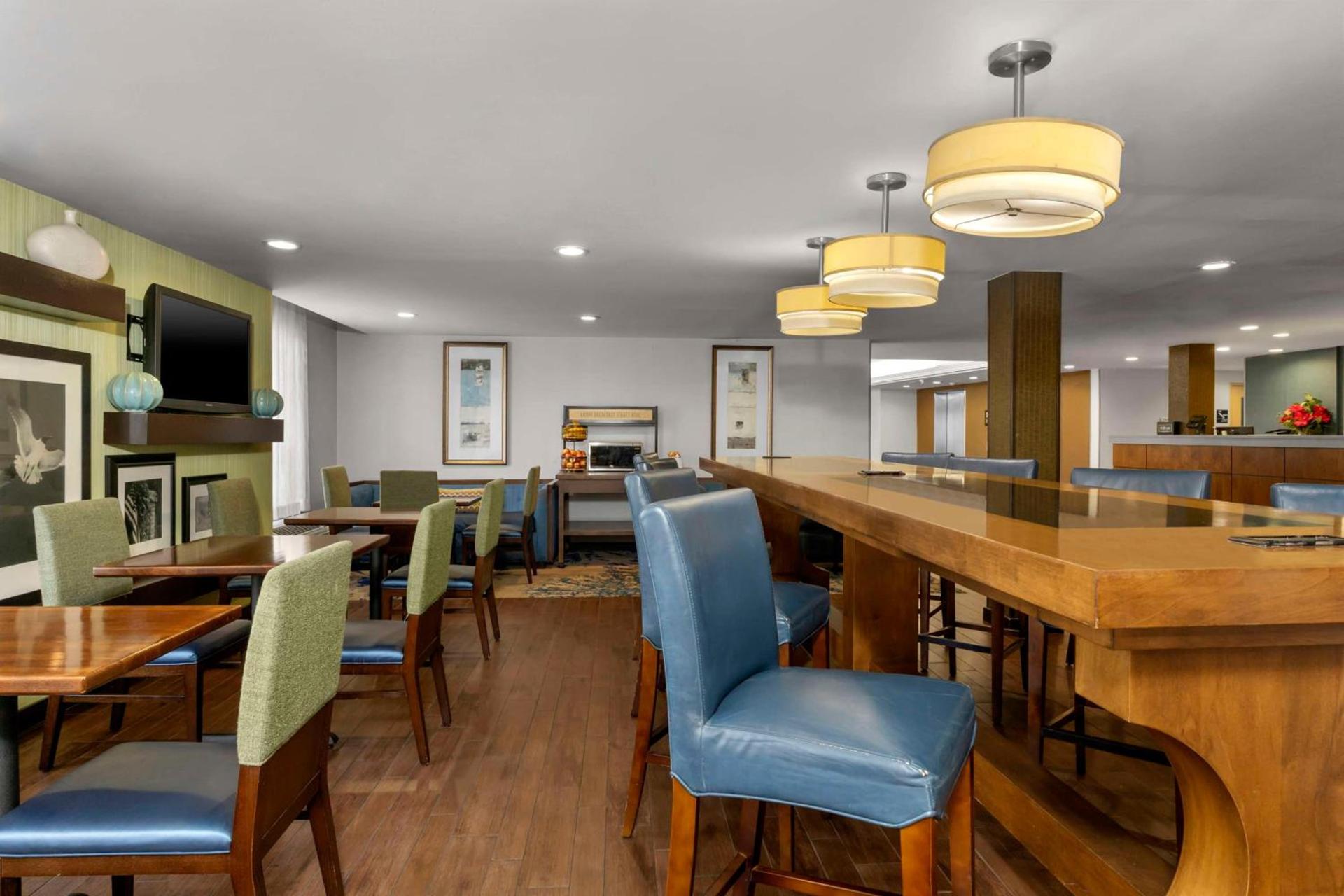 Hampton Inn by Hilton Milford photo 12