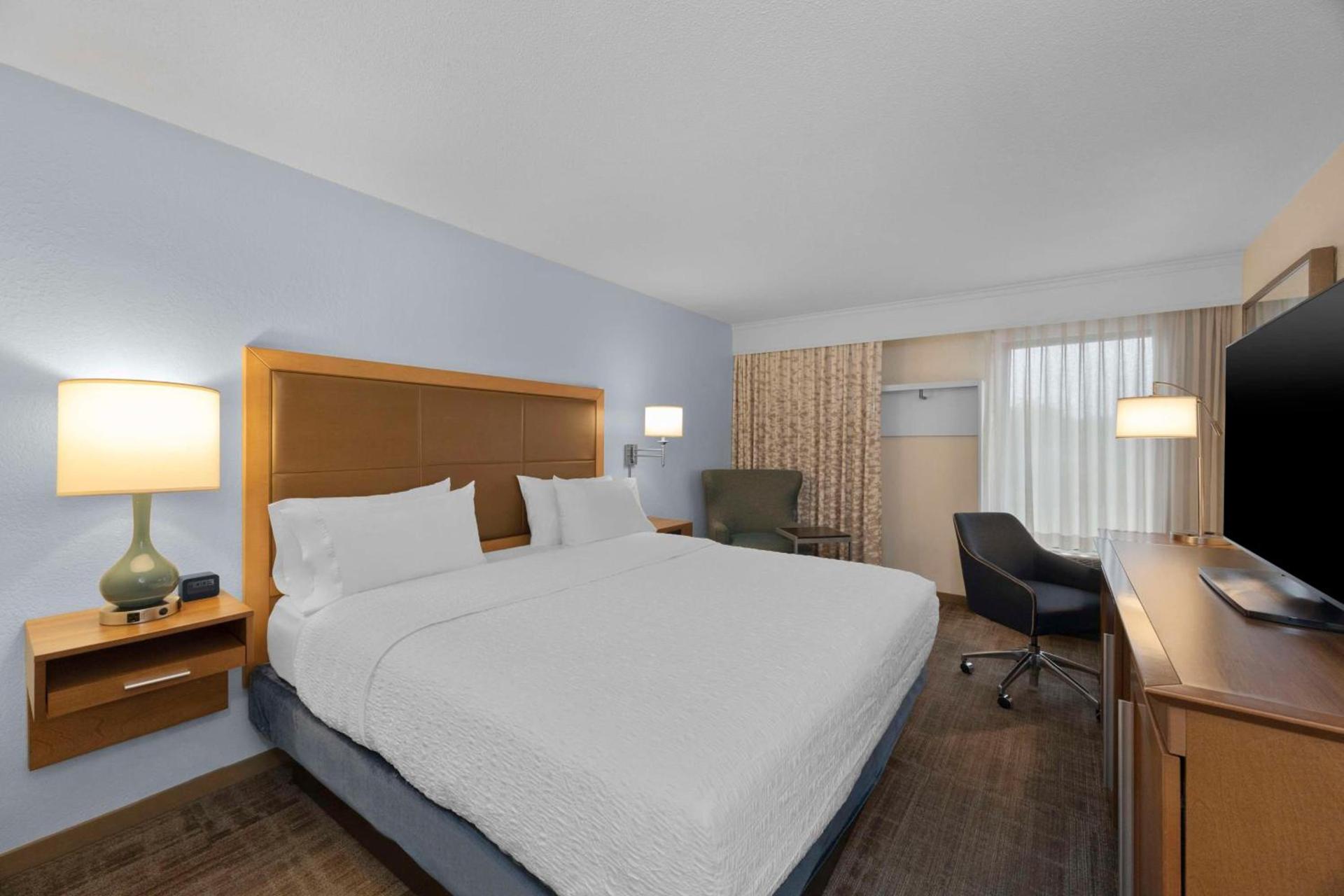 Hampton Inn by Hilton Milford photo 39