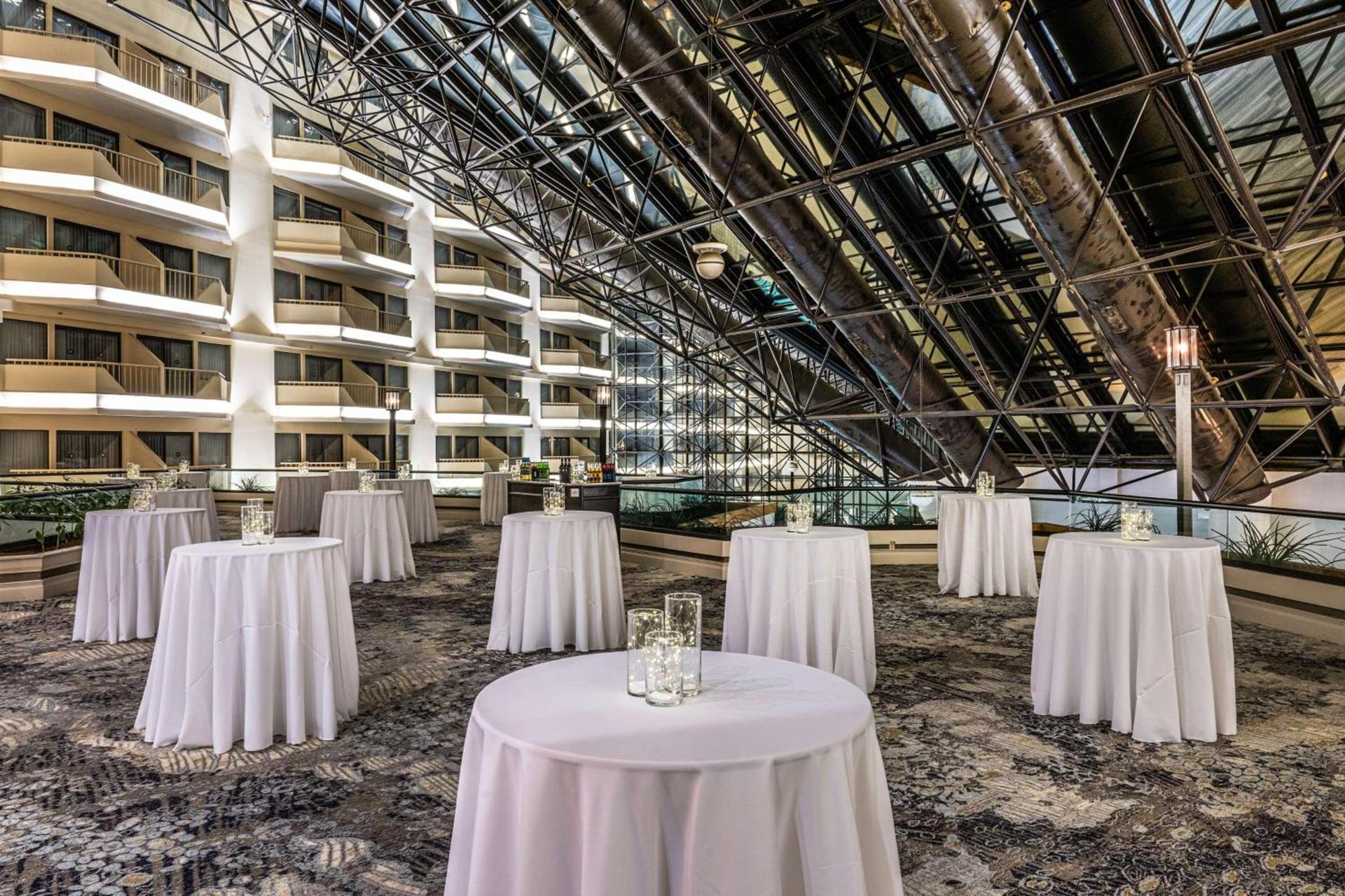DoubleTree by Hilton Hotel Newark Airport photo 60