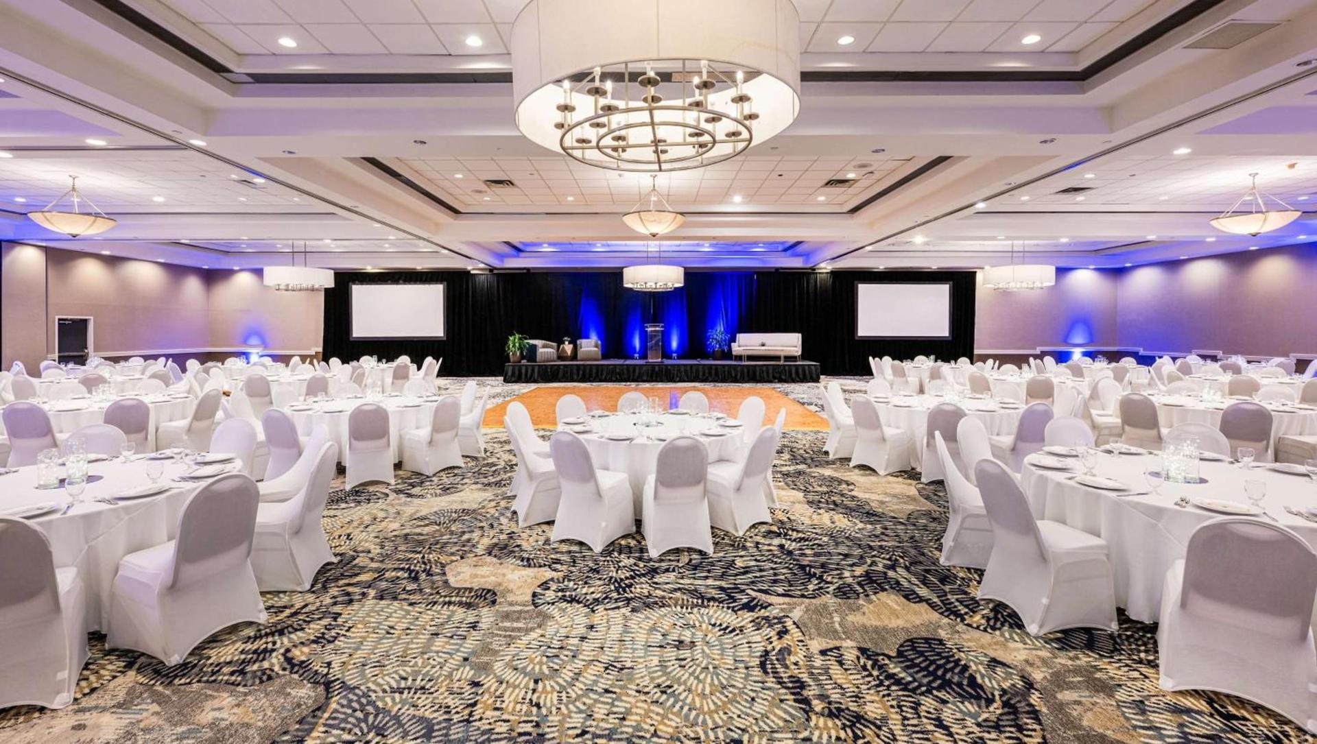 DoubleTree by Hilton Hotel Newark Airport photo 70