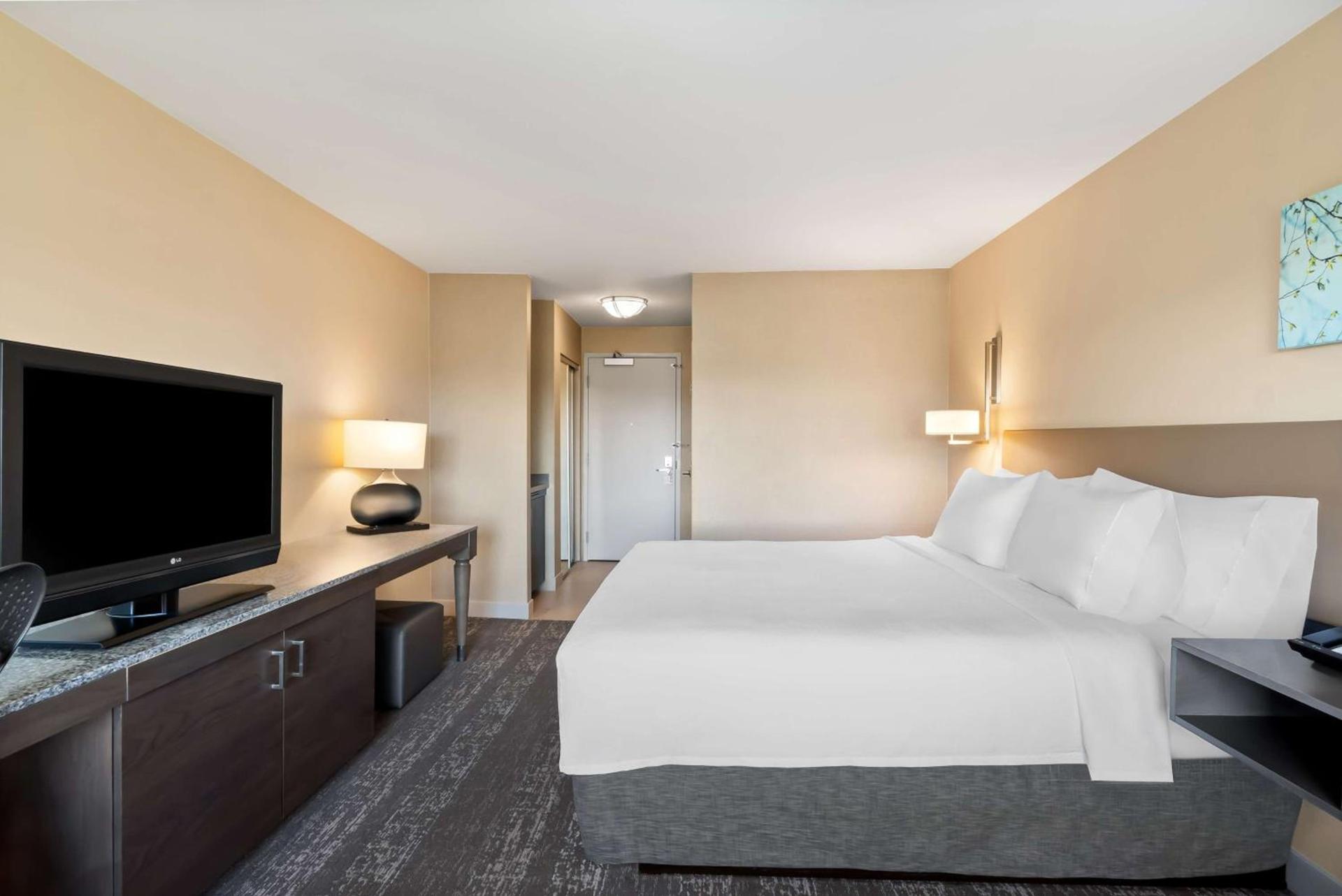 Hilton Garden Inn Fairfield photo 31