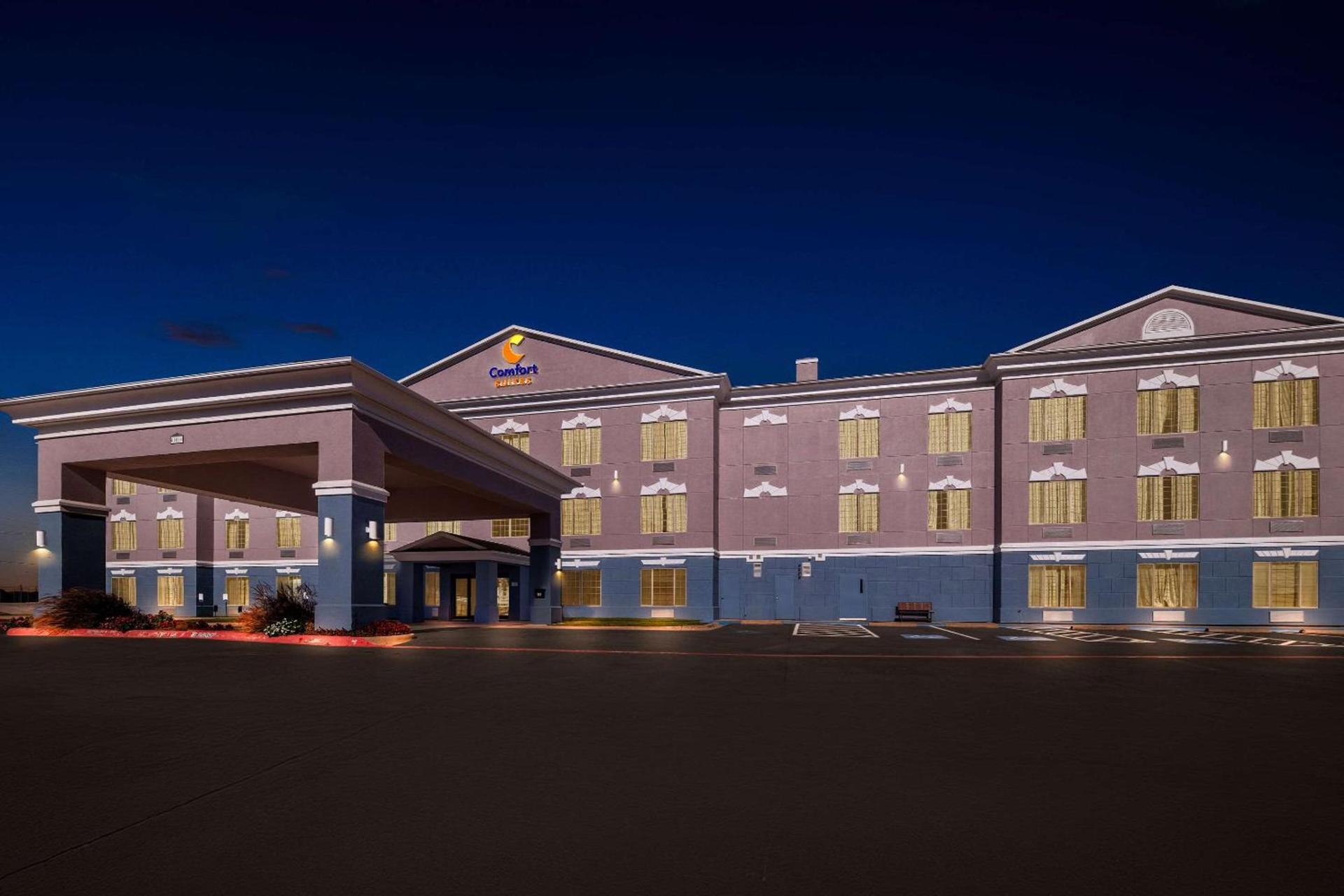 Comfort Suites Roanoke - Fort Worth North photo 10