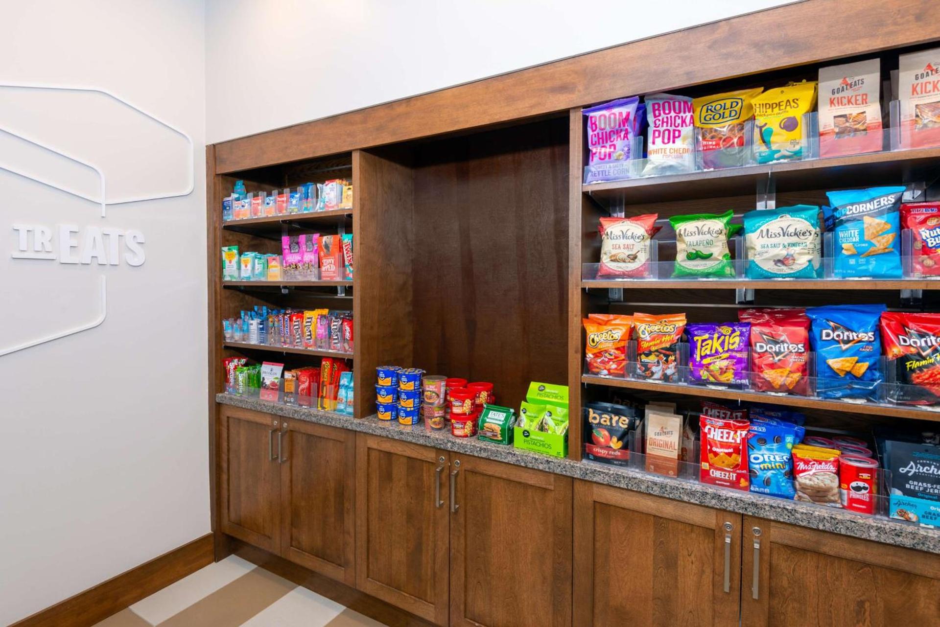 Hampton Inn and Suites Clayton/St. Louis-Galleria Area photo 14