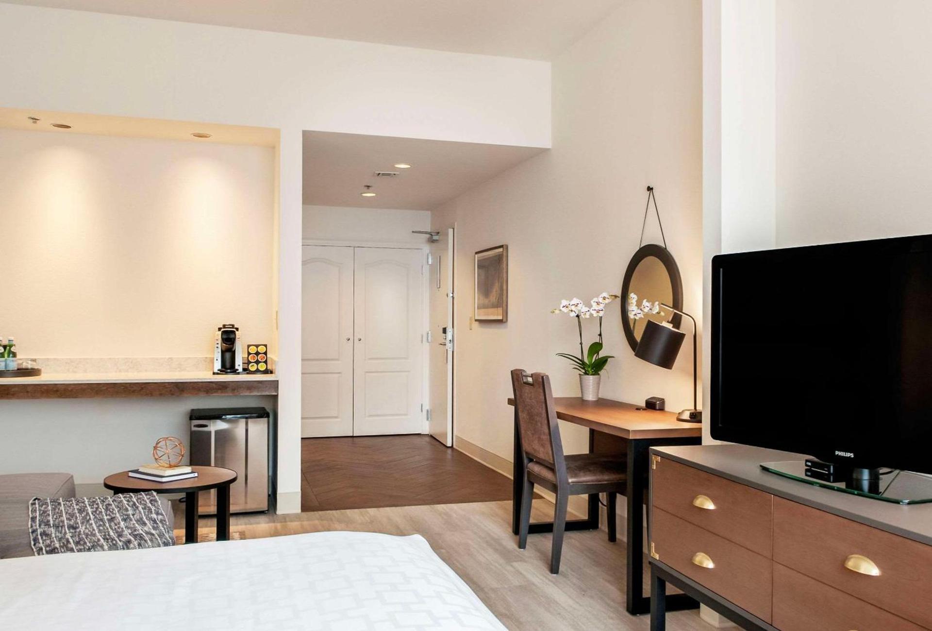 St Charles Coach House, an Ascend Collection Hotel photo 12