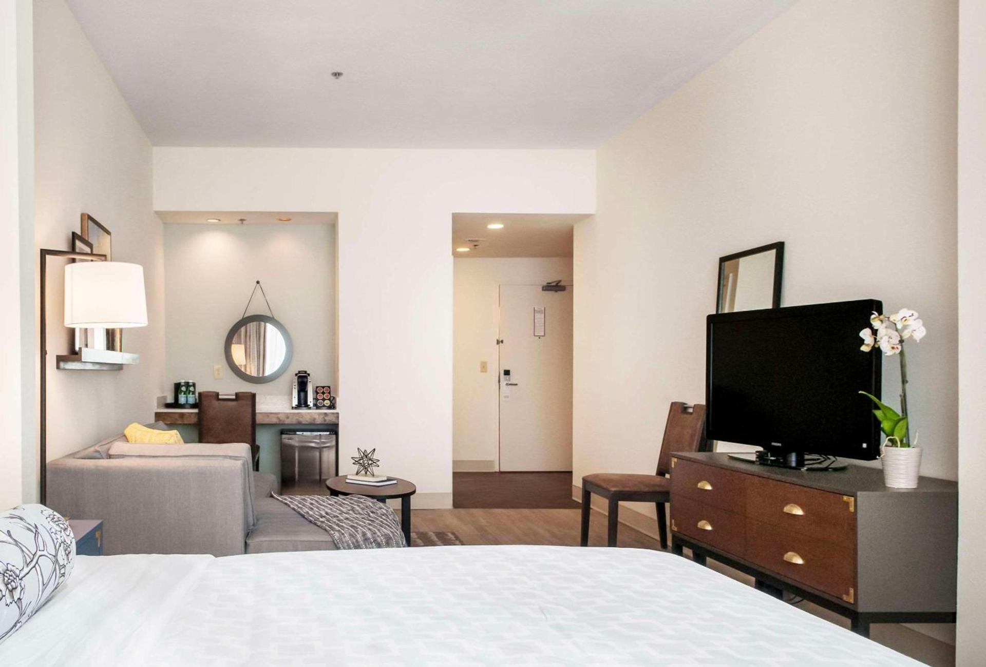 St Charles Coach House, an Ascend Collection Hotel photo 21