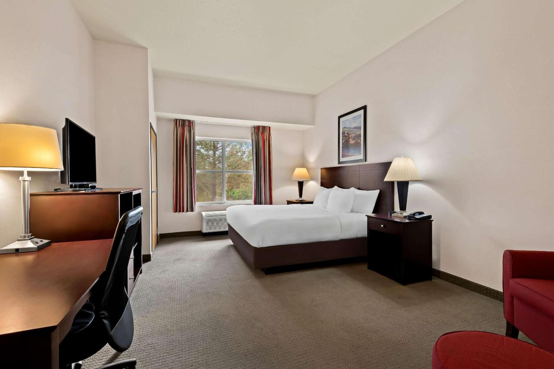 Comfort Inn & Suites Creswell photo 23