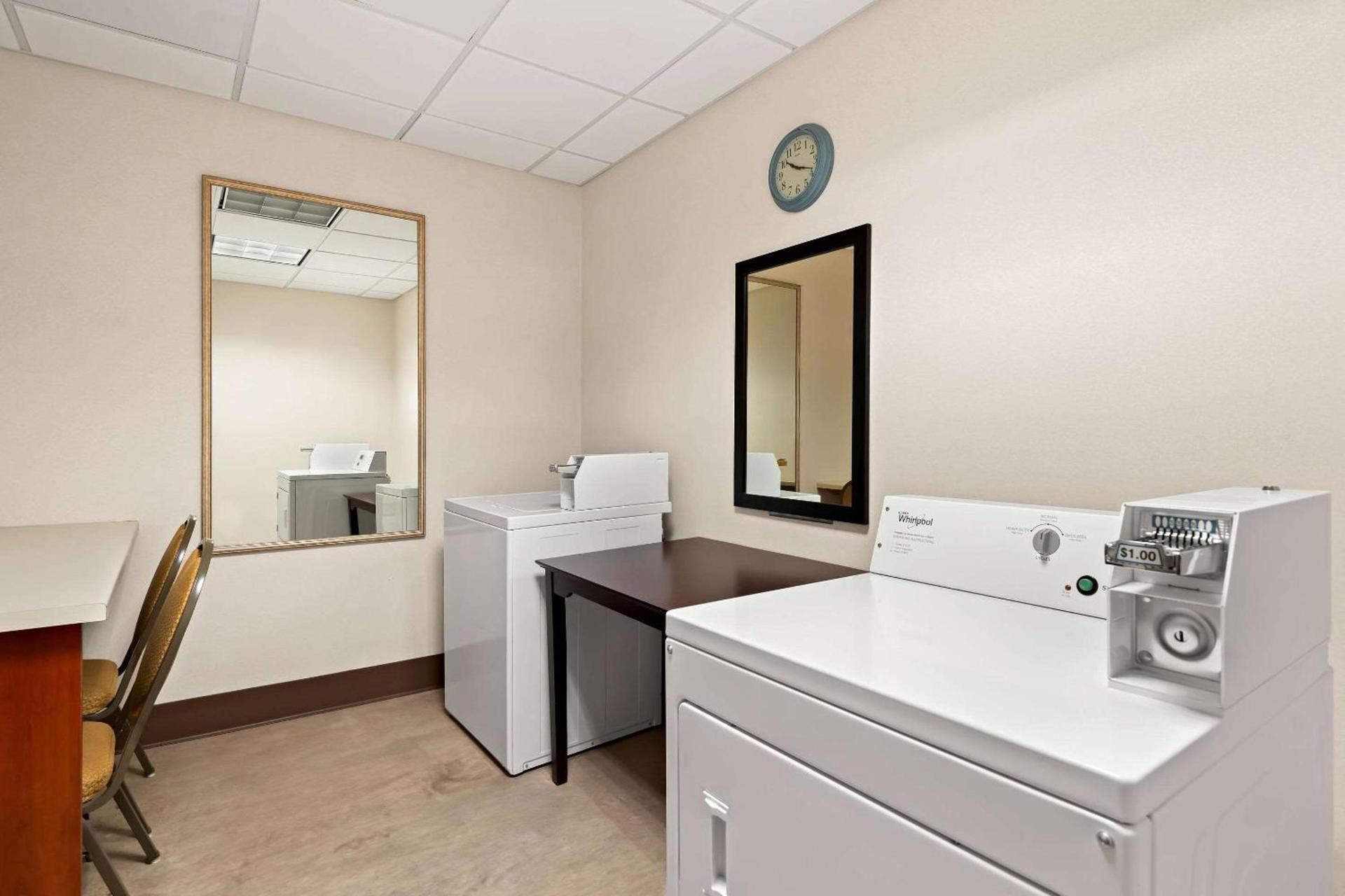 Comfort Inn & Suites Creswell photo 38