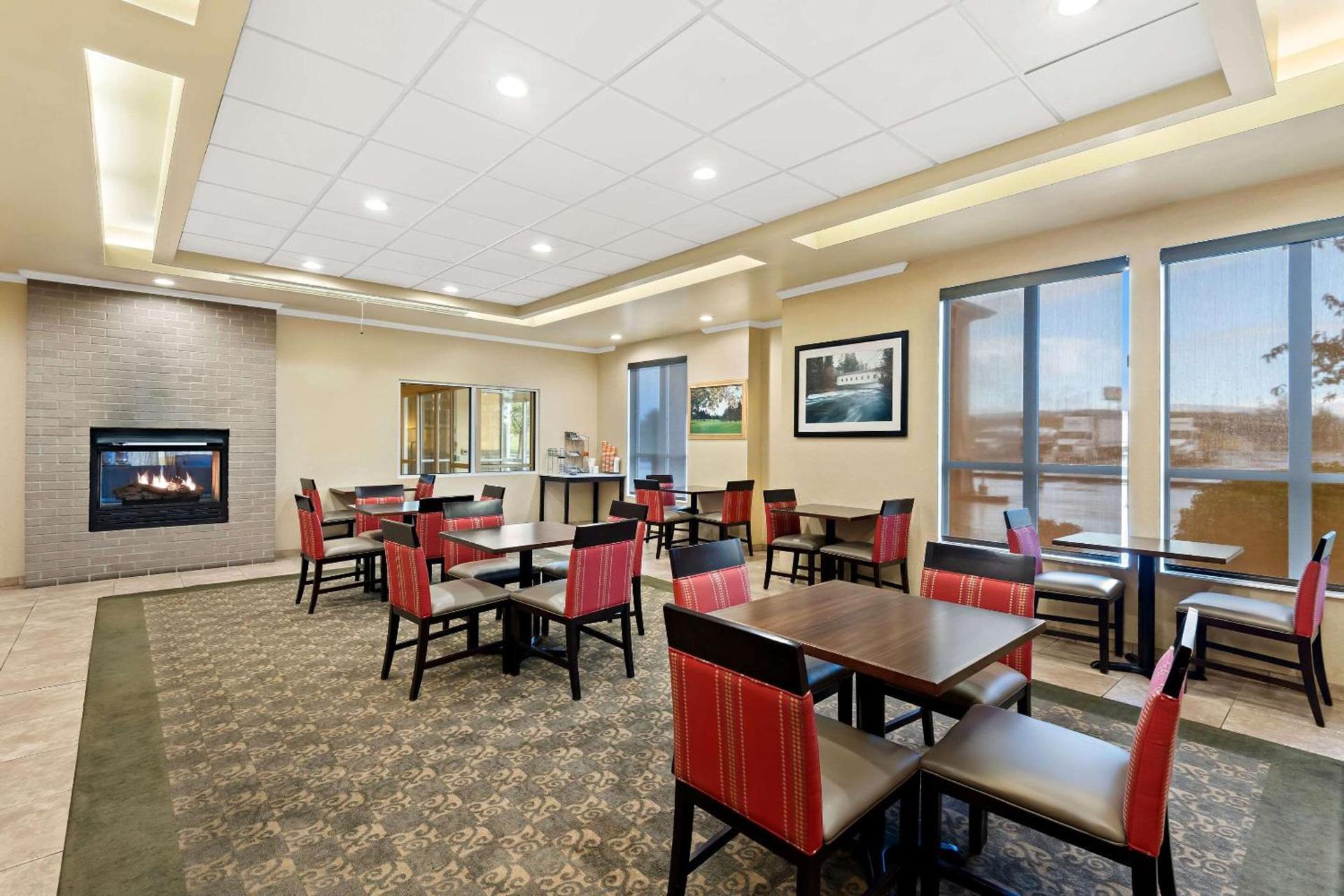 Comfort Inn & Suites Creswell photo 40
