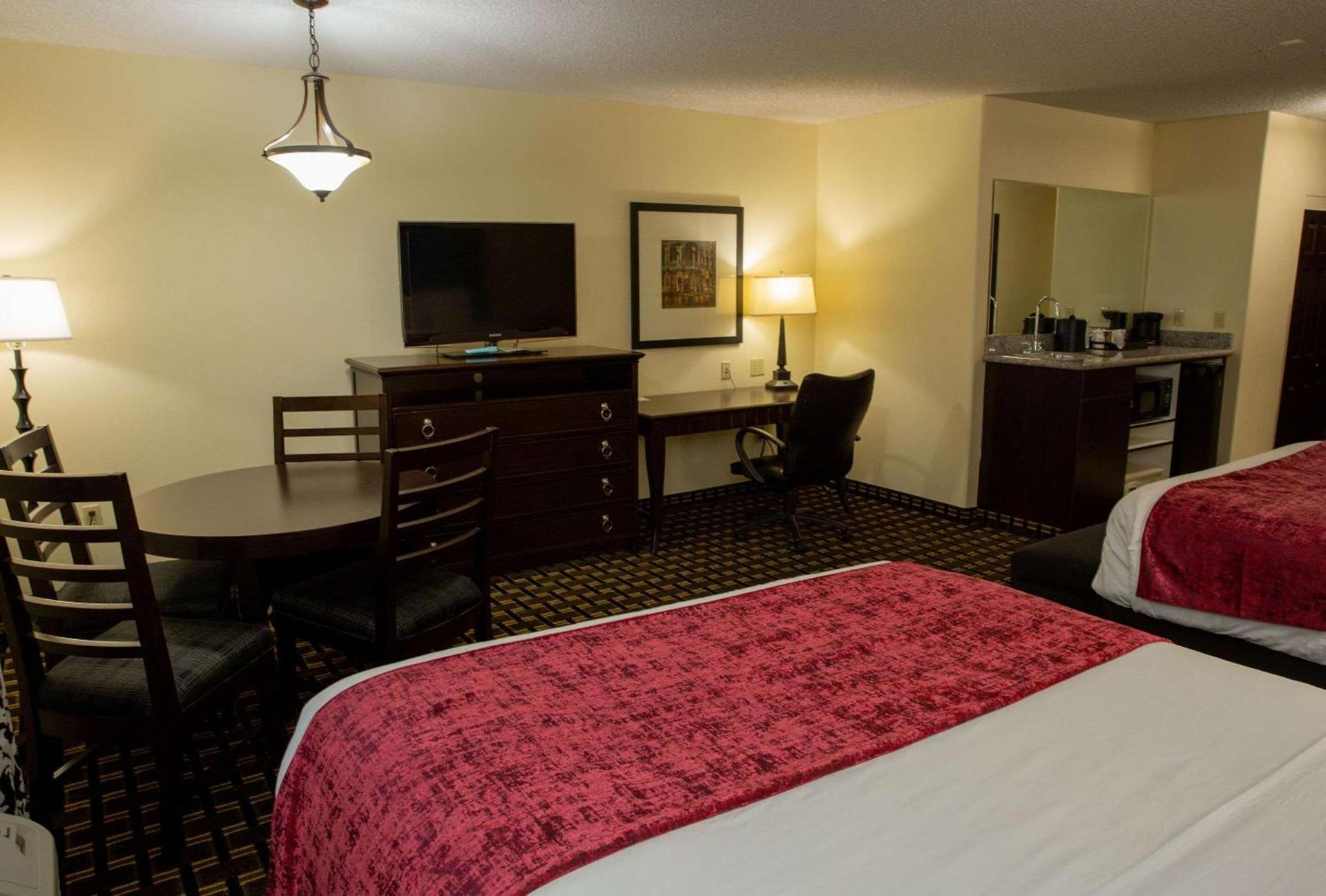 Evangeline Downs Hotel, an Ascend Collection Hotel photo 16