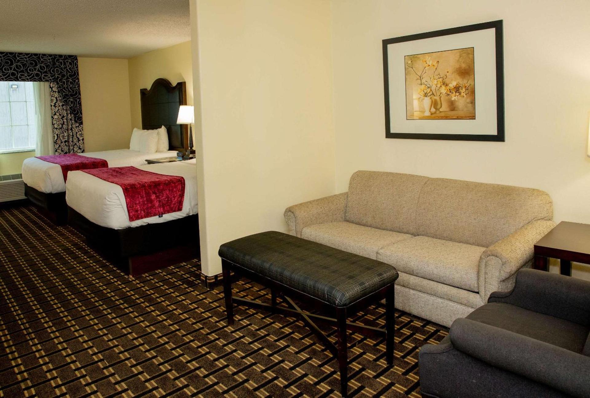 Evangeline Downs Hotel, an Ascend Collection Hotel photo 32