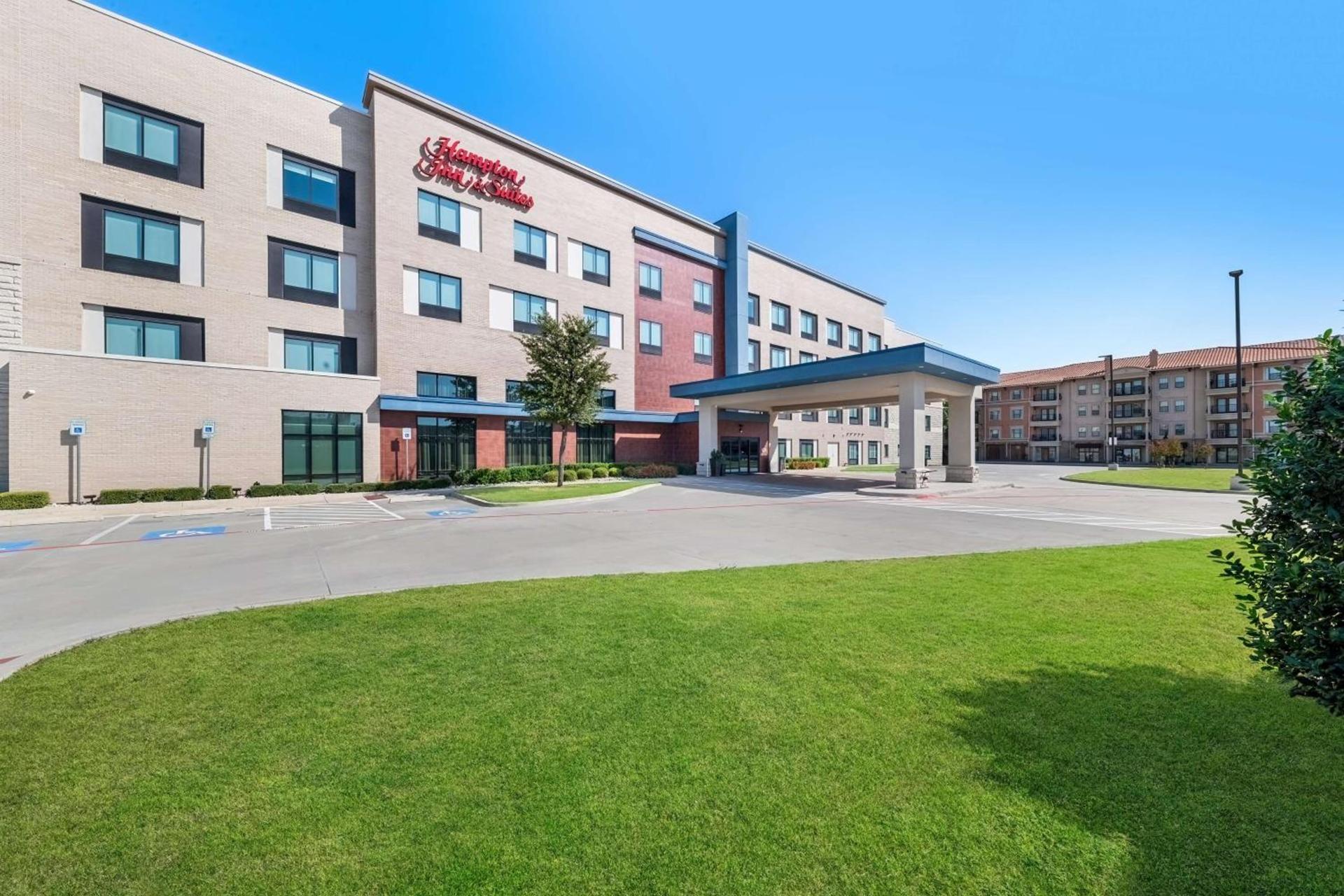 Hampton Inn & Suites Dallas - Farmers Branch — hotel in Farmers Branch