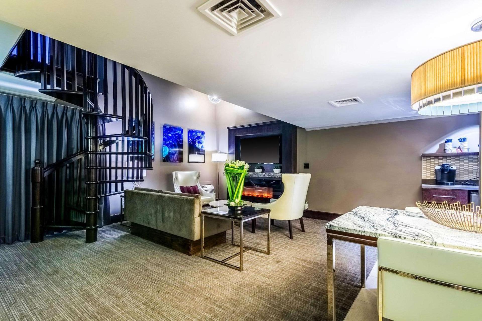 Oasis Hotel and Conv Center, an Ascend Collection Hotel photo 41