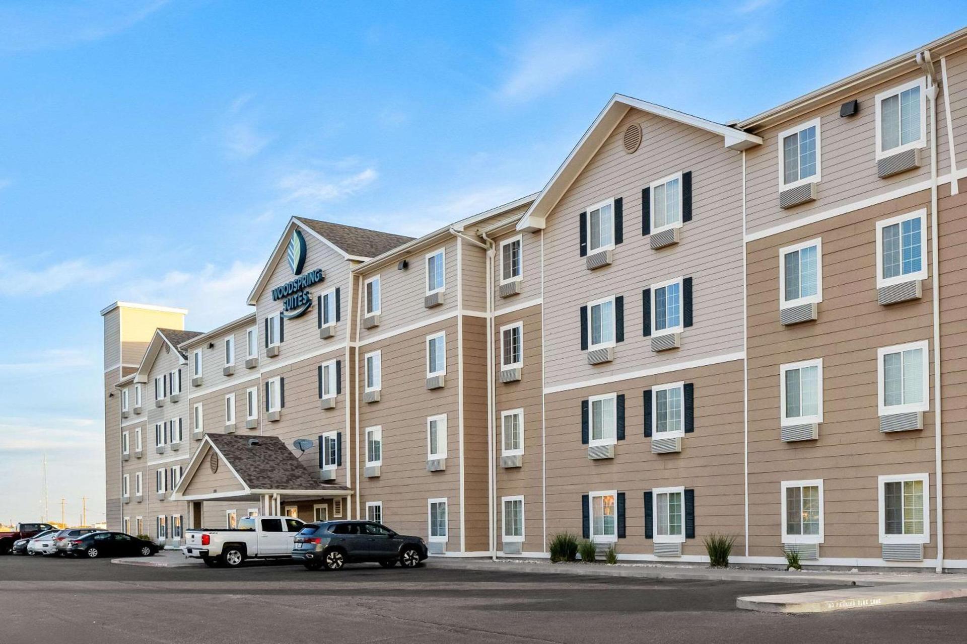 WoodSpring Suites Hobbs photo 2