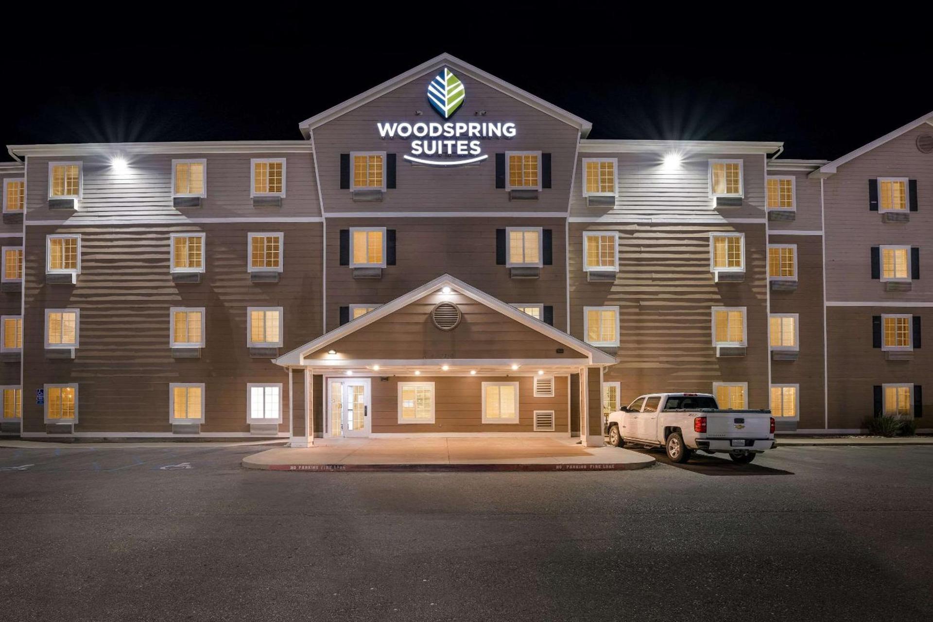 WoodSpring Suites Hobbs photo 4