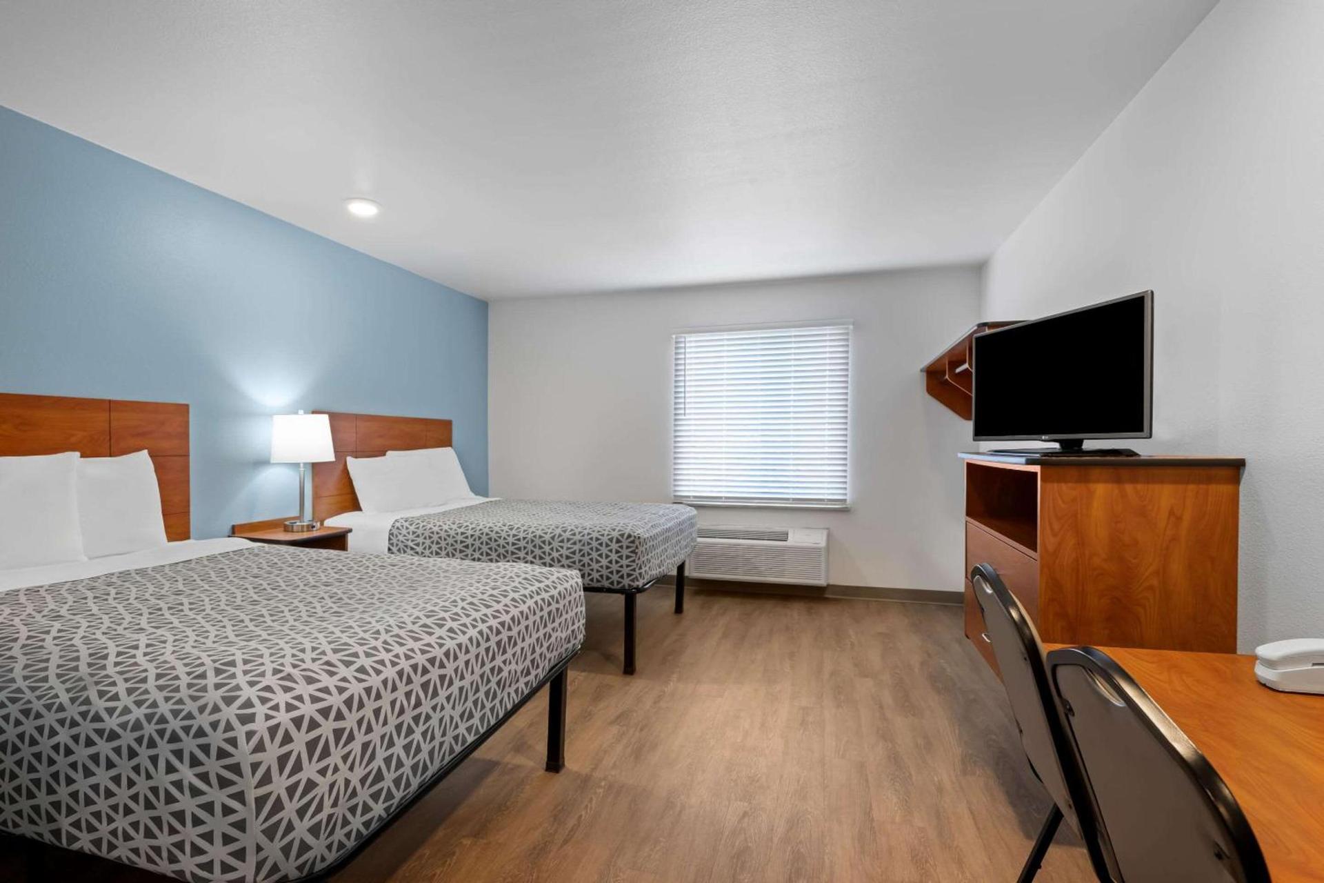 WoodSpring Suites Hobbs photo 11