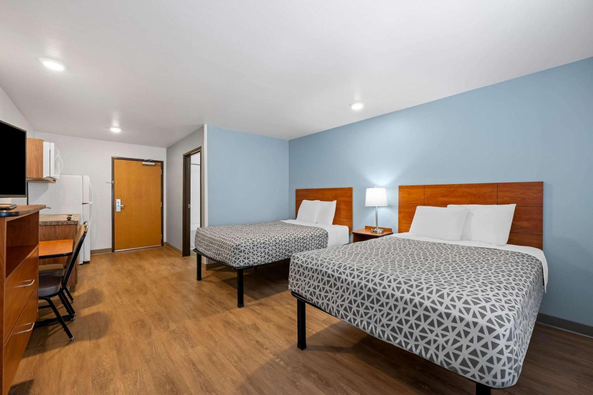 WoodSpring Suites Hobbs photo 12