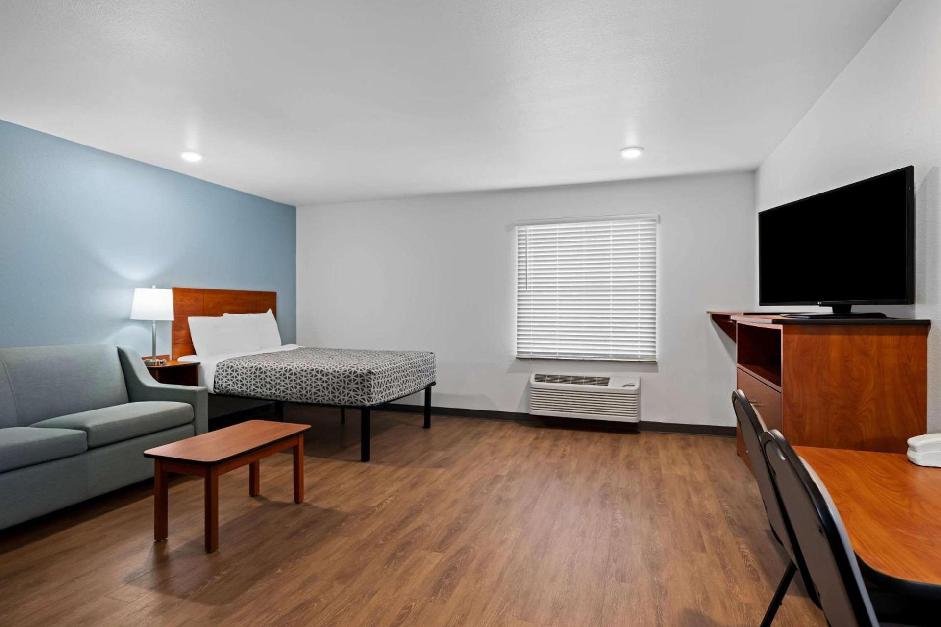 WoodSpring Suites Hobbs photo 19