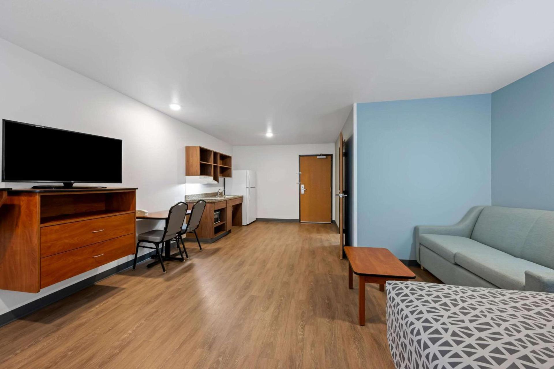 WoodSpring Suites Hobbs photo 21