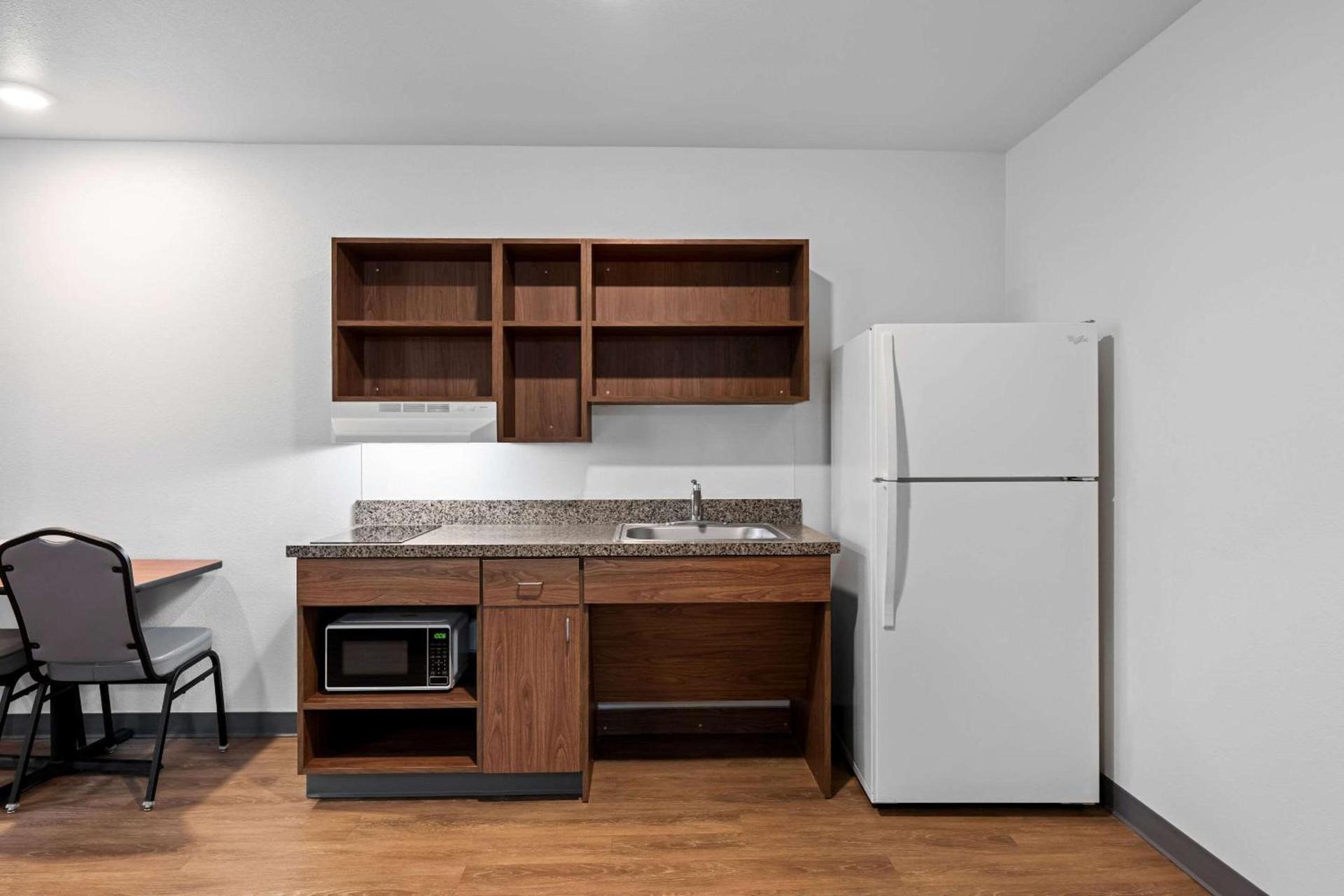 WoodSpring Suites Hobbs photo 22