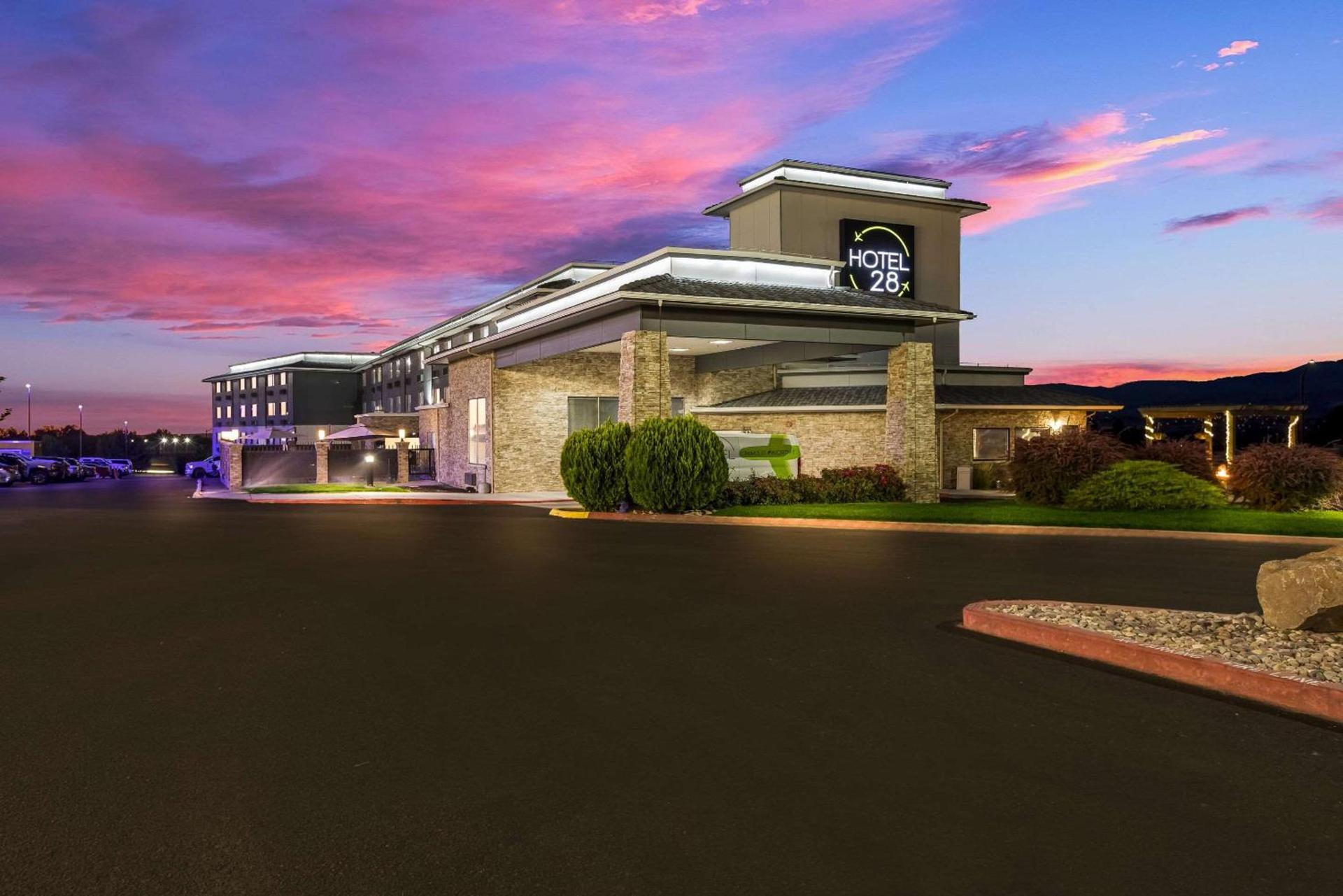 Hotel 28 Boise Airport, an Ascend Collection Hotel photo 4