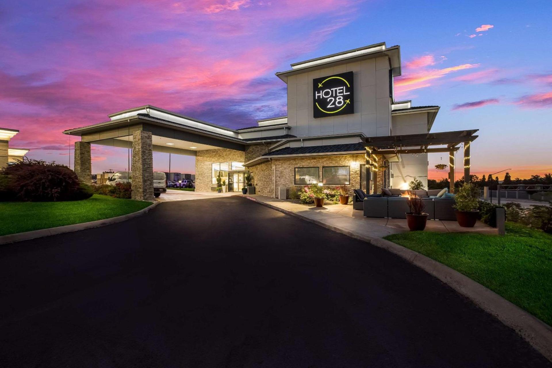Hotel 28 Boise Airport, an Ascend Collection Hotel photo 5