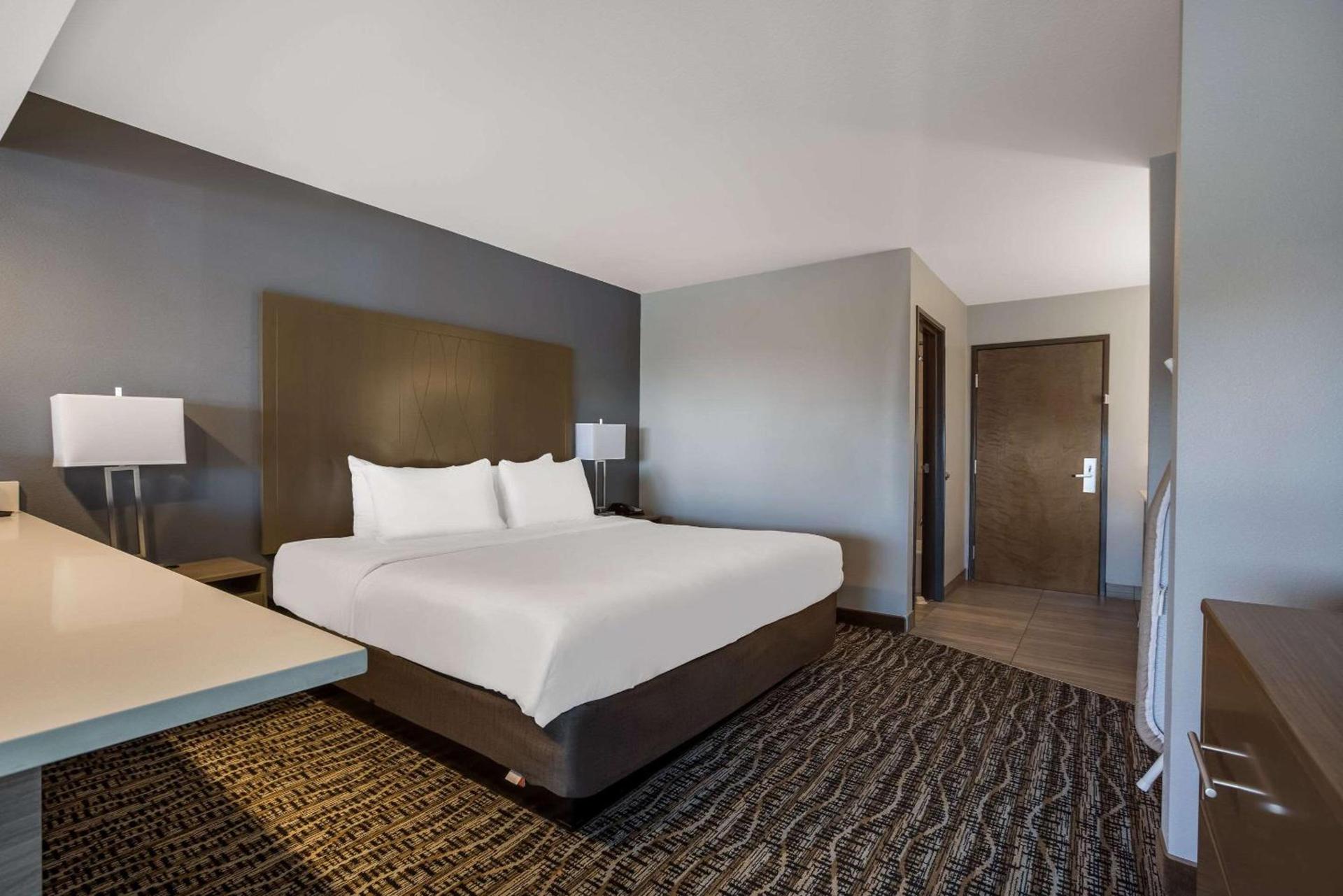 Hotel 28 Boise Airport, an Ascend Collection Hotel photo 23