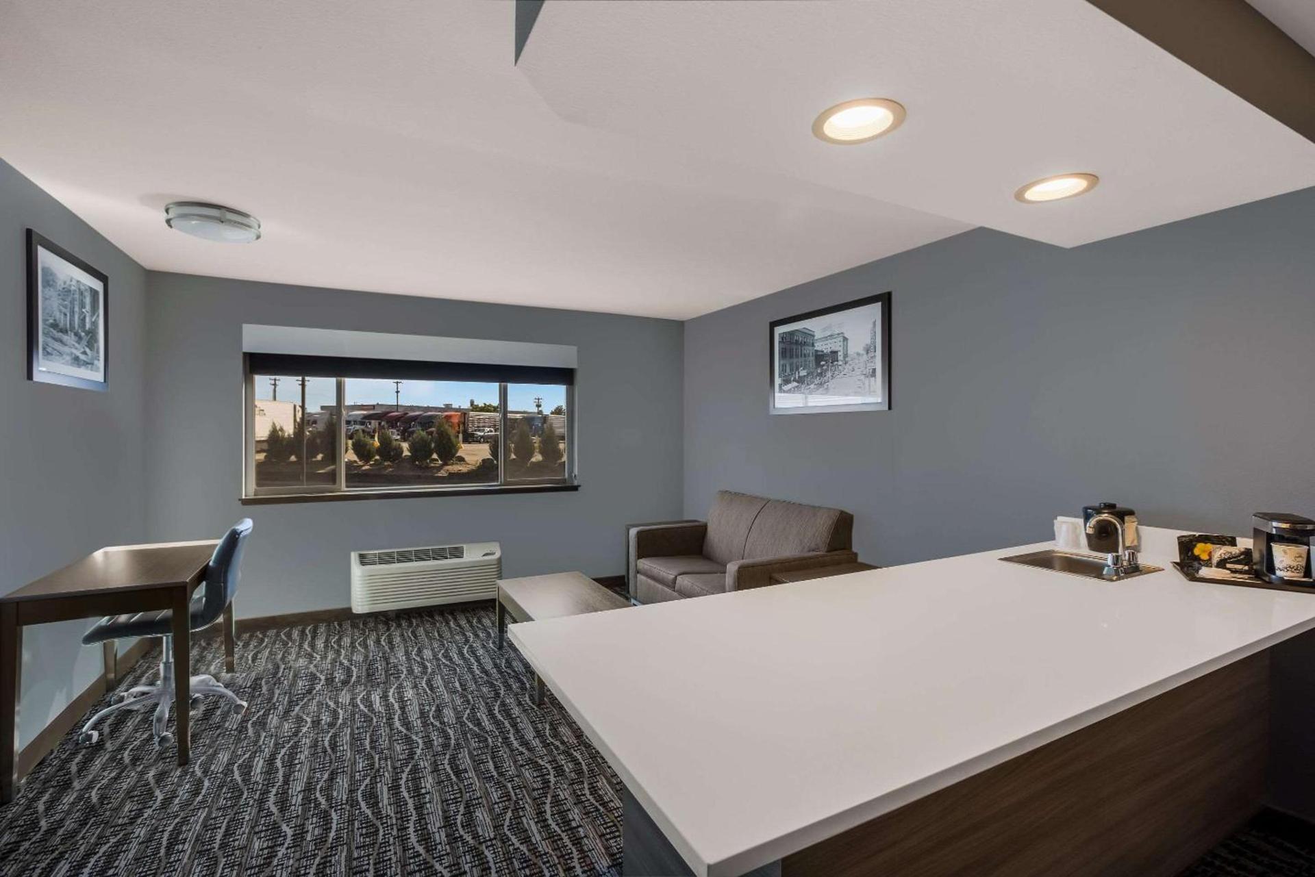 Hotel 28 Boise Airport, an Ascend Collection Hotel photo 24
