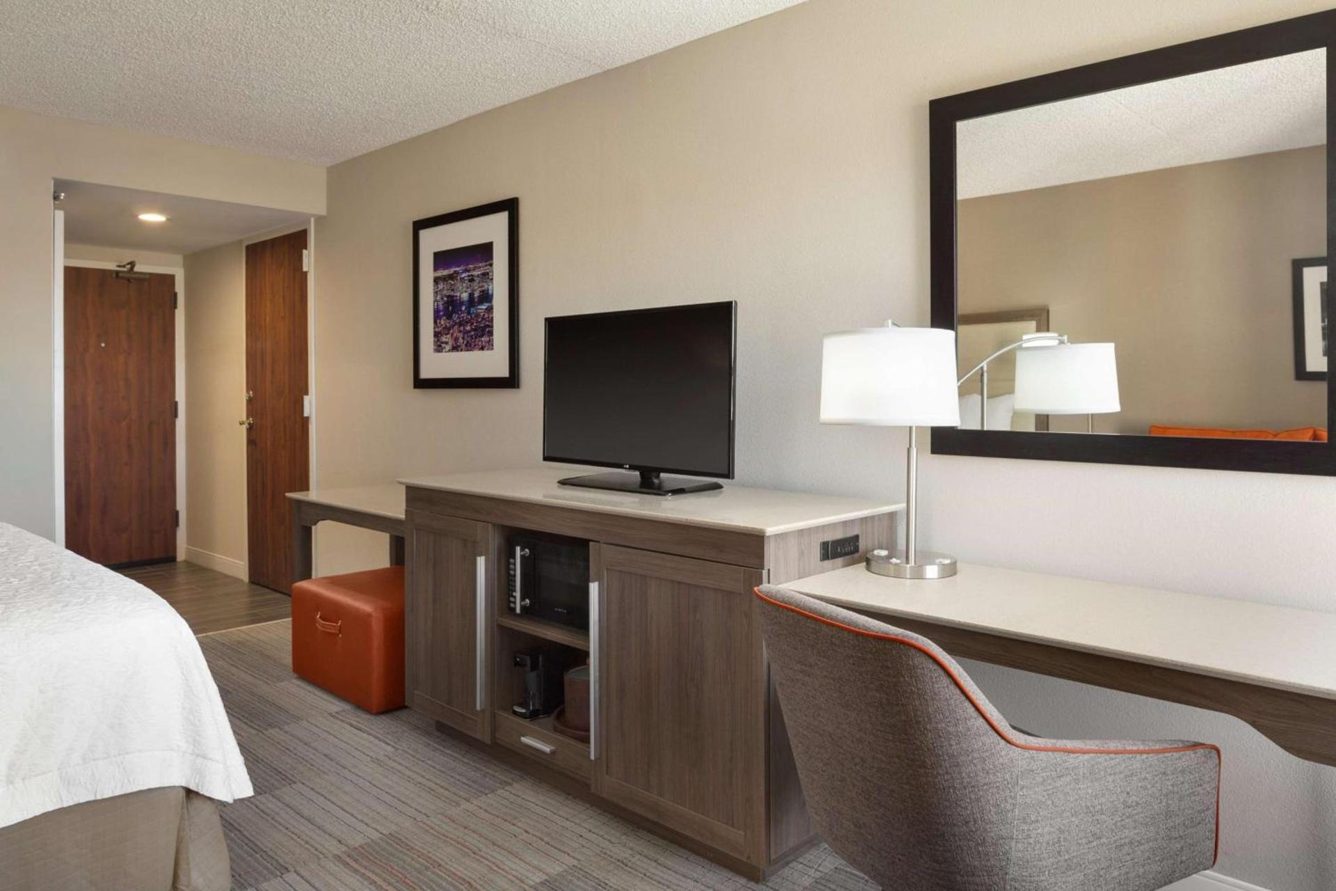 Hampton Inn Philadelphia/Mt. Laurel photo 22