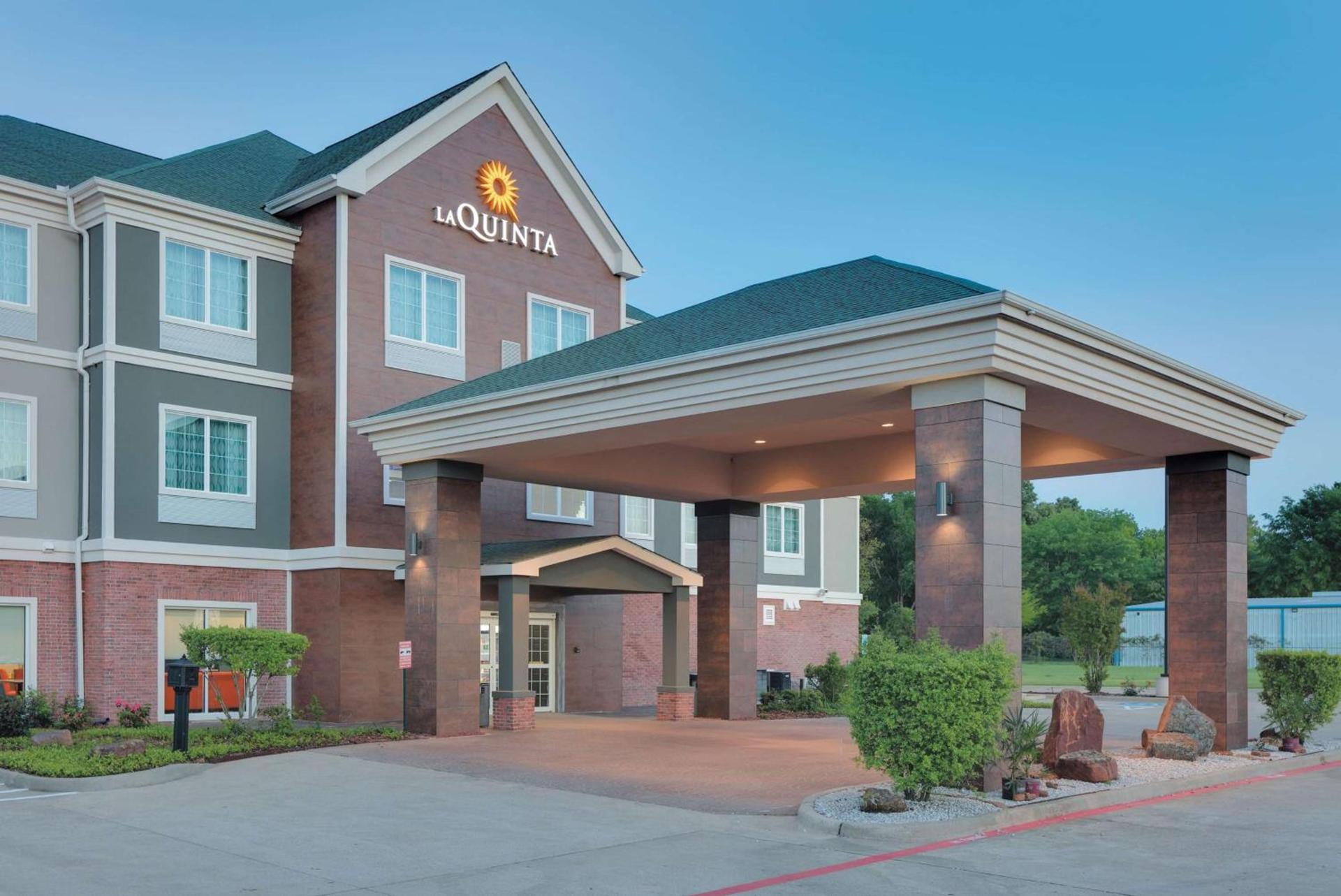 La Quinta by Wyndham Tyler South photo 2