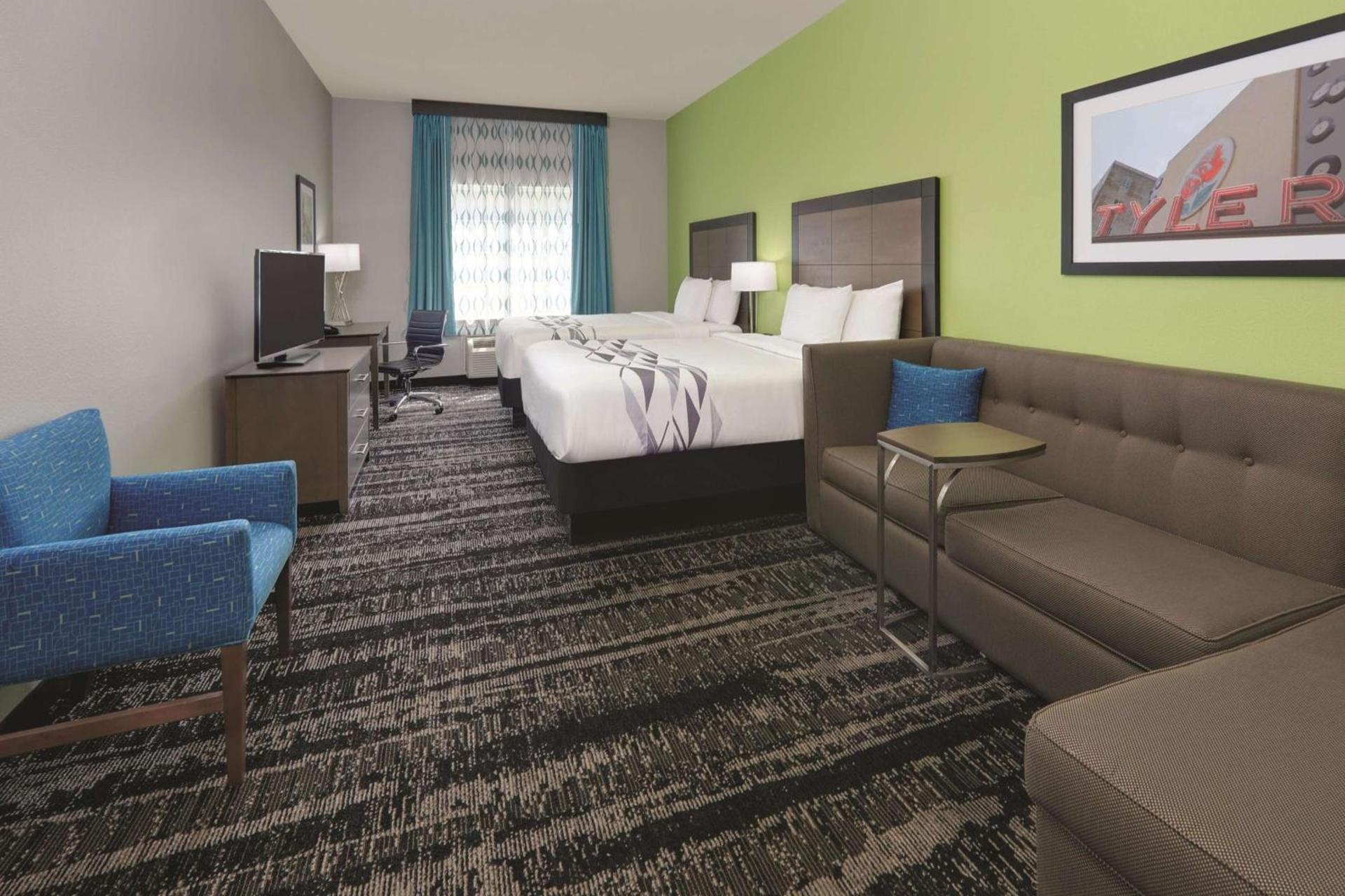 La Quinta by Wyndham Tyler South photo 10