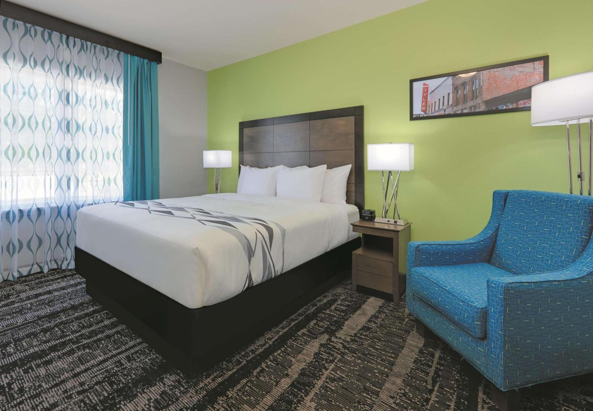 La Quinta by Wyndham Tyler South photo 25