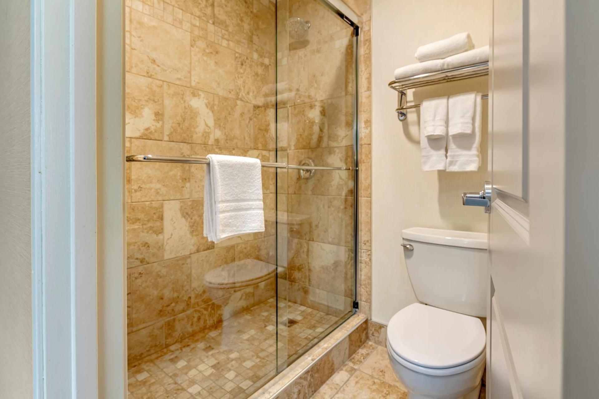 Best Western Plus InnTowner Madison photo 18