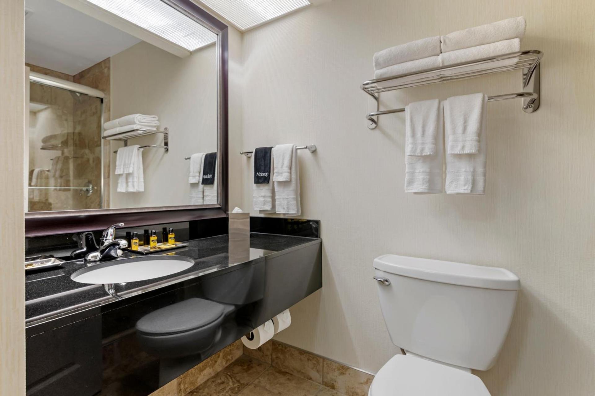 Best Western Plus InnTowner Madison photo 17