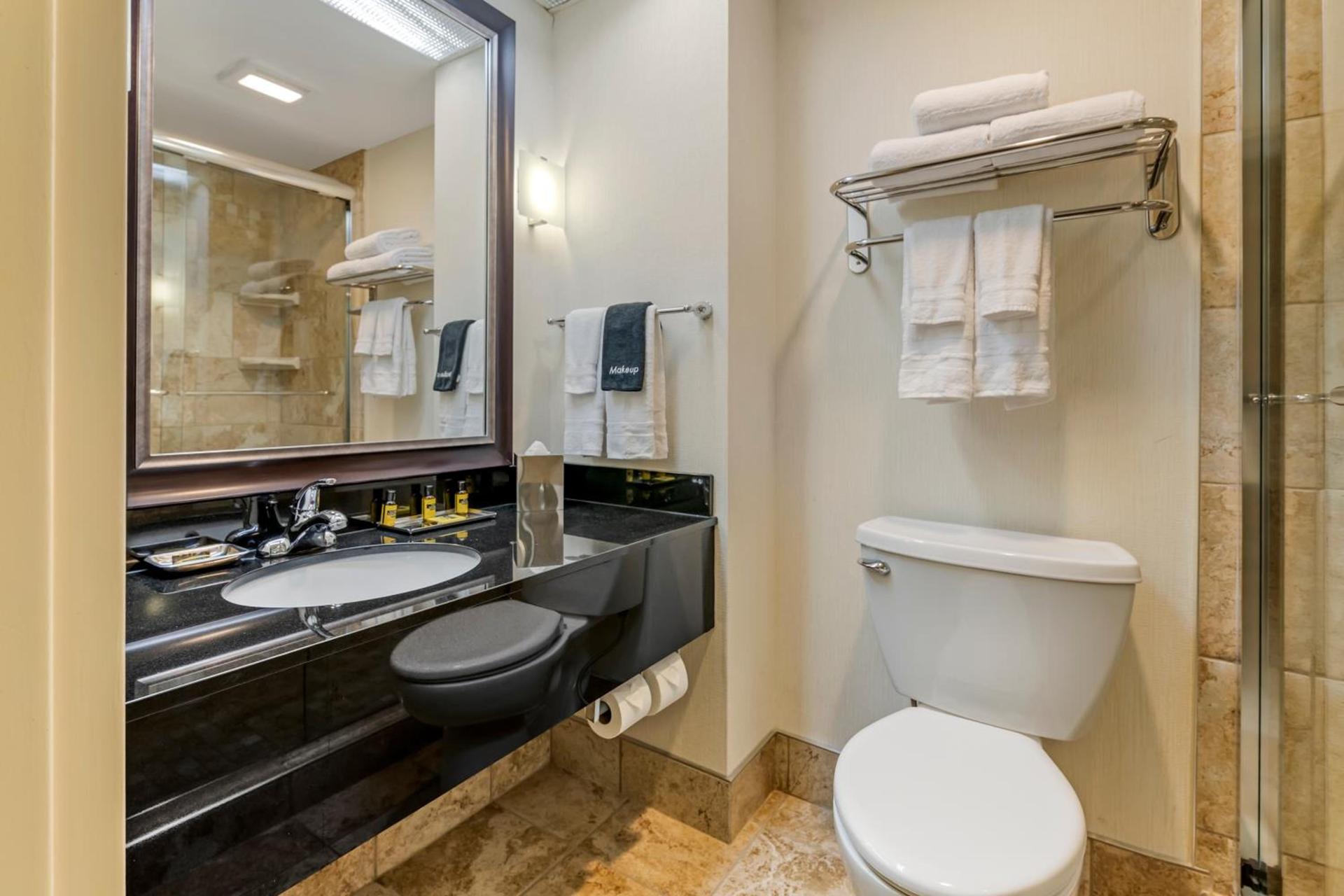 Best Western Plus InnTowner Madison photo 27