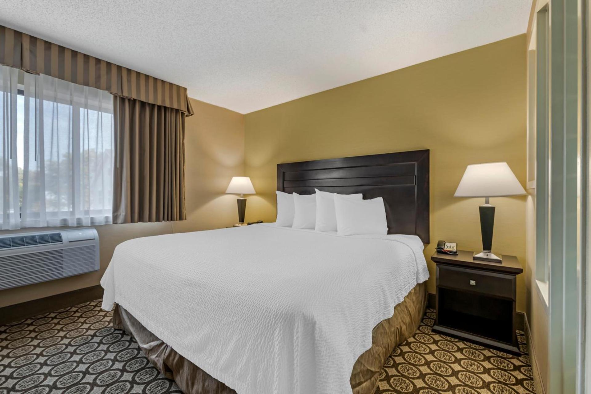 Best Western Plus InnTowner Madison photo 29