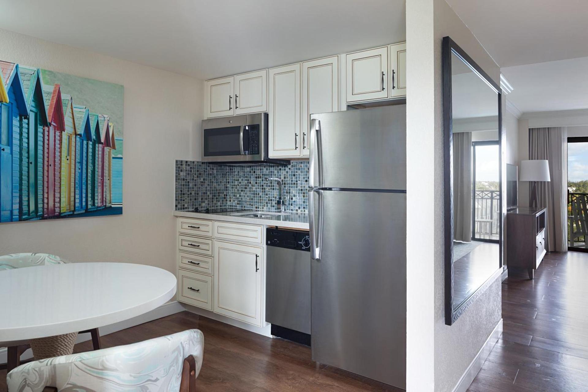 The Atlantic Suites on the Ave photo 42