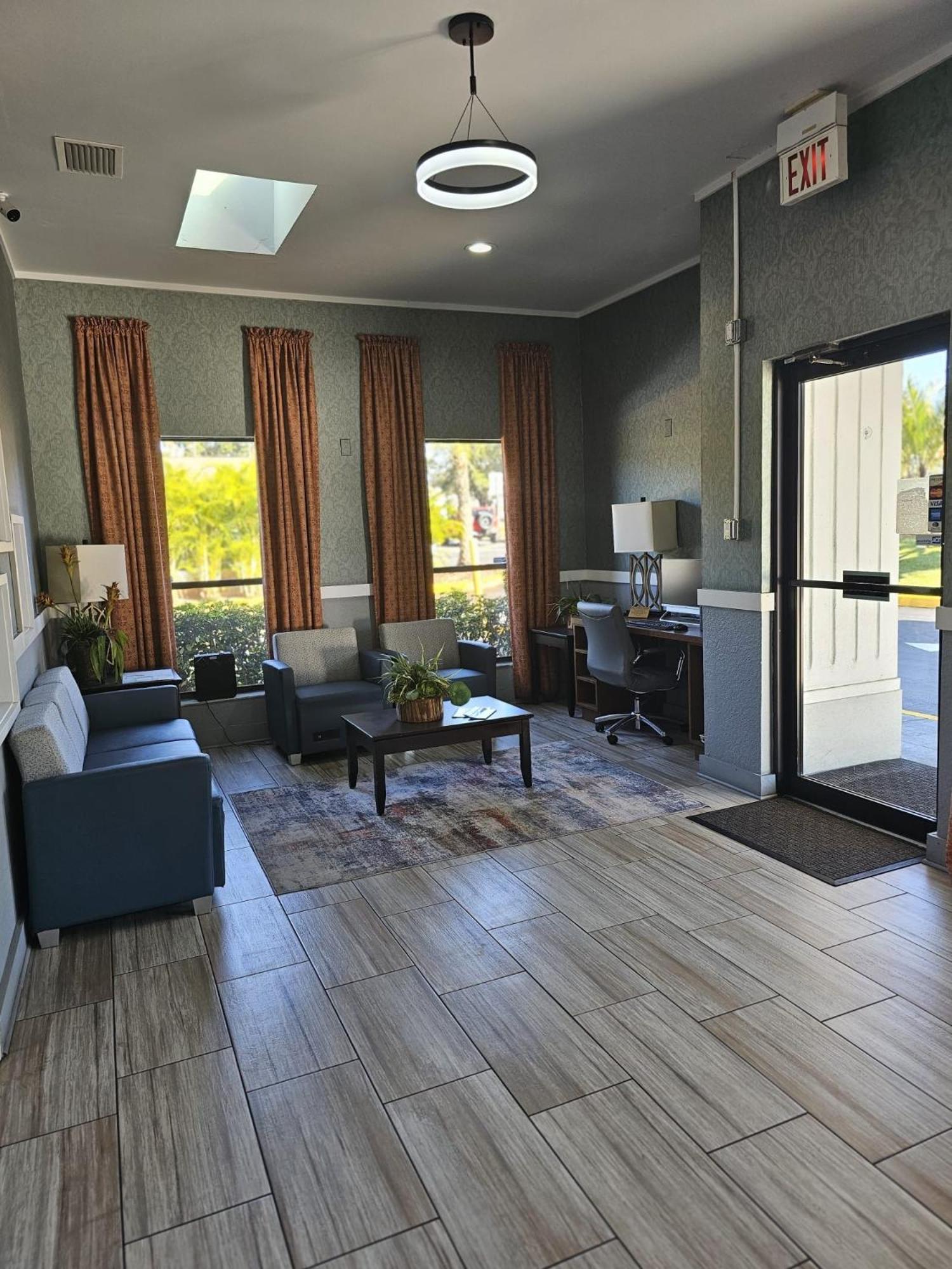 Quality Inn near Blue Spring photo 4