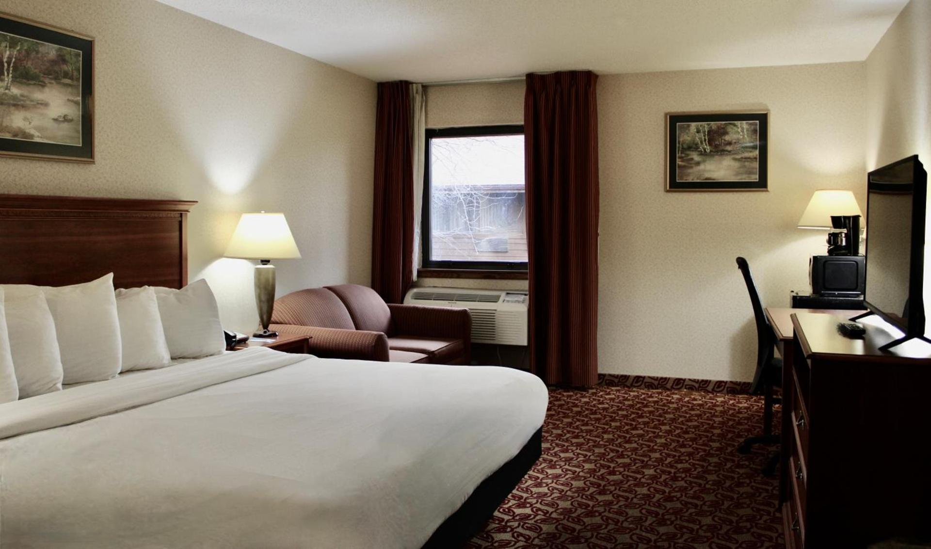 Carlton Lodge Hotel and Suites photo 29