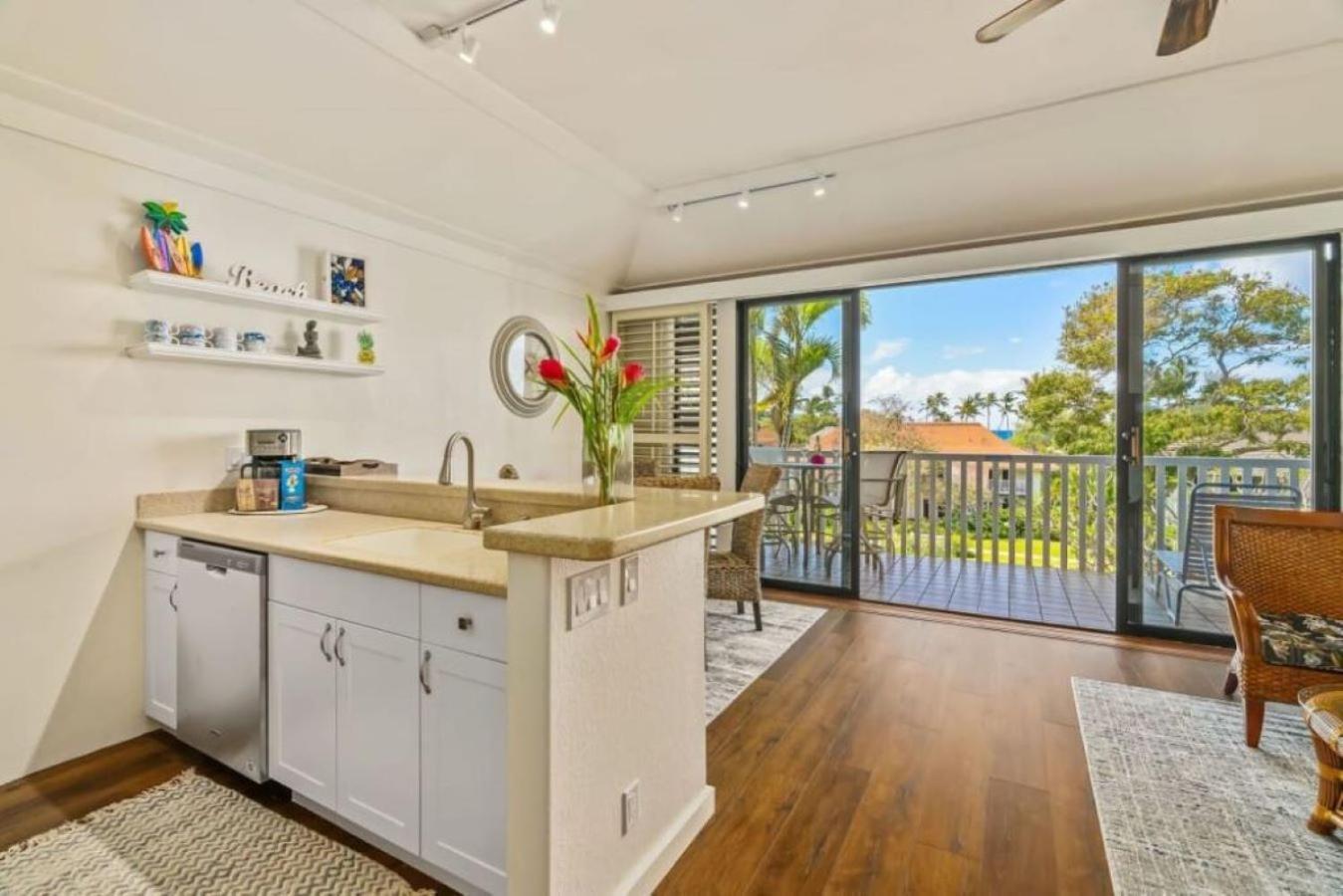 New remodeled Kiahuna Paradise condo photo 22