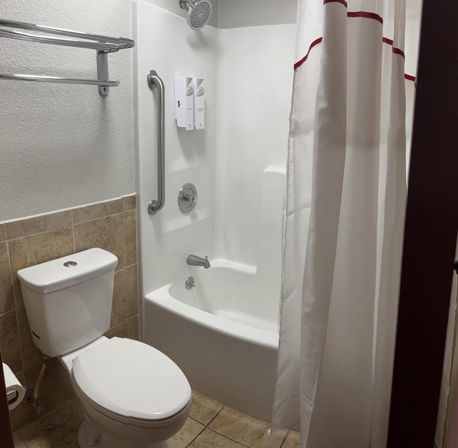 Red Roof Inn Sanford photo 16