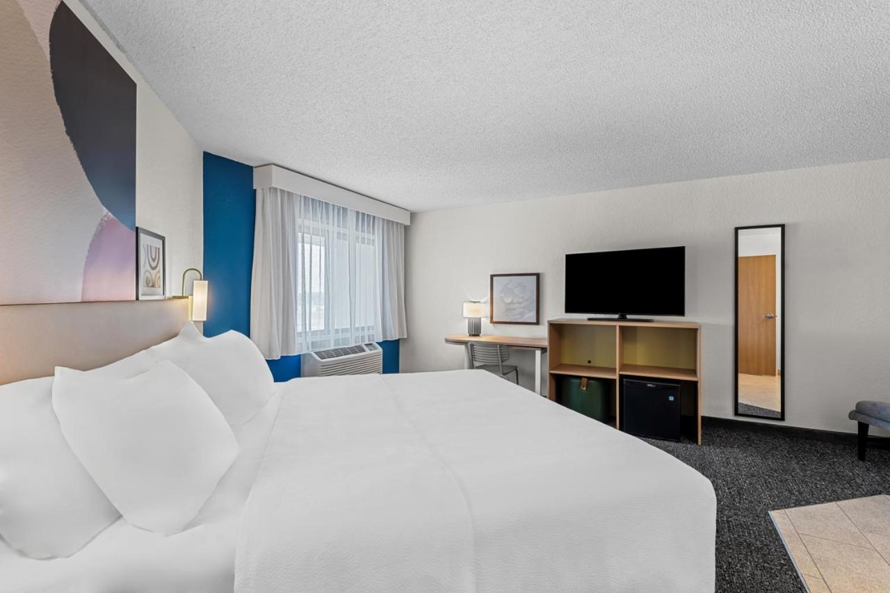 Spark by Hilton Cedar Falls photo 12