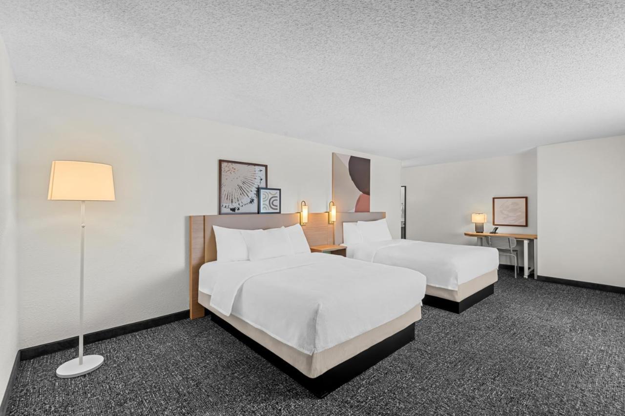 Spark by Hilton Cedar Falls photo 24