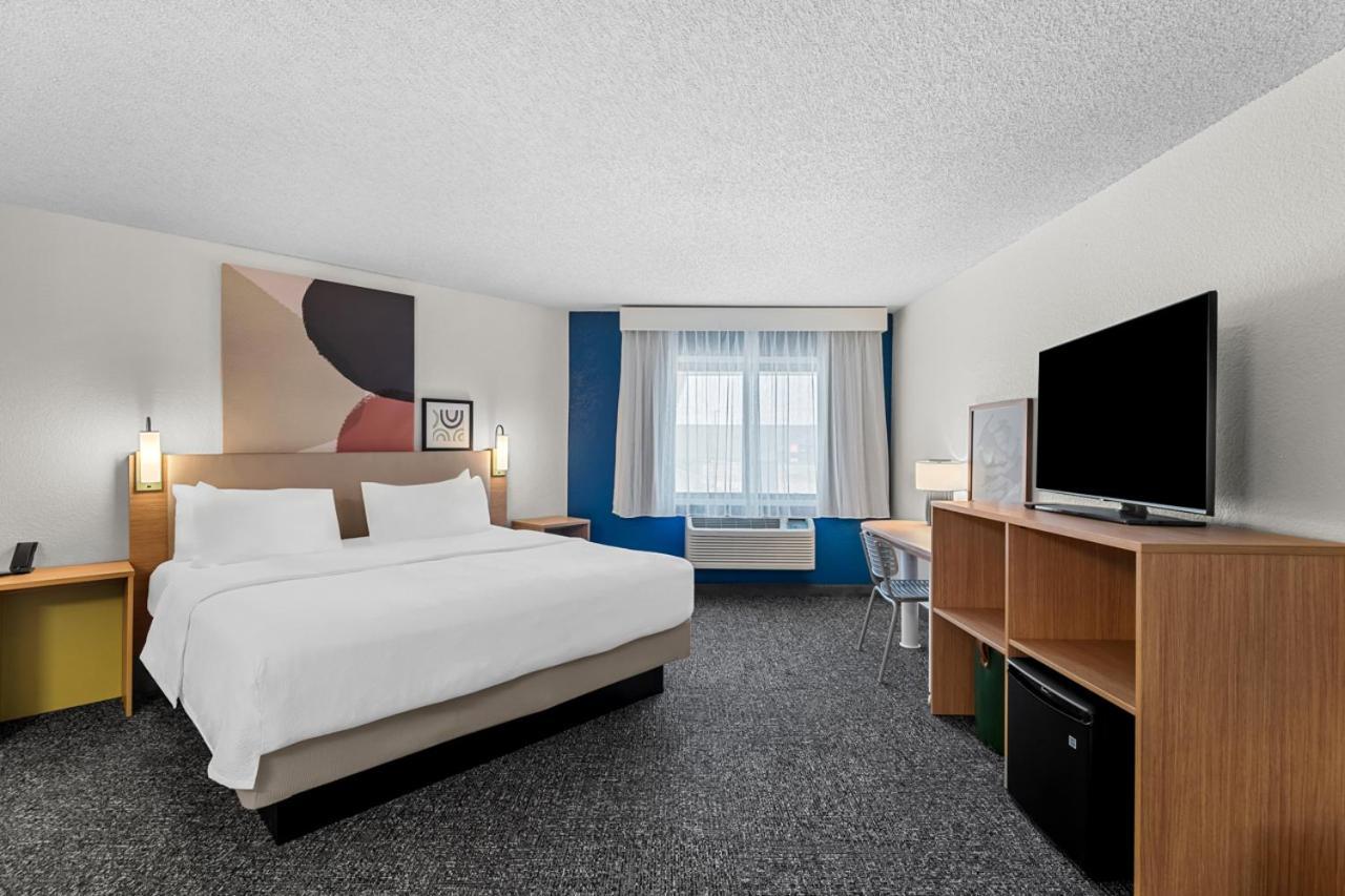 Spark by Hilton Cedar Falls photo 31